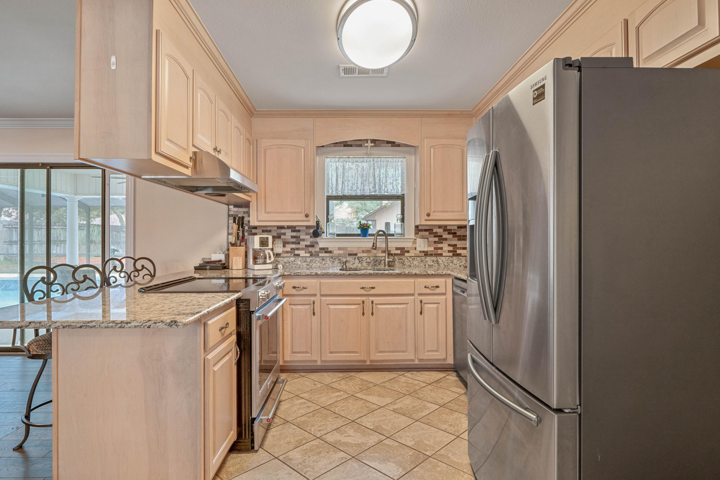 PALM EST UNIT #4 - Residential