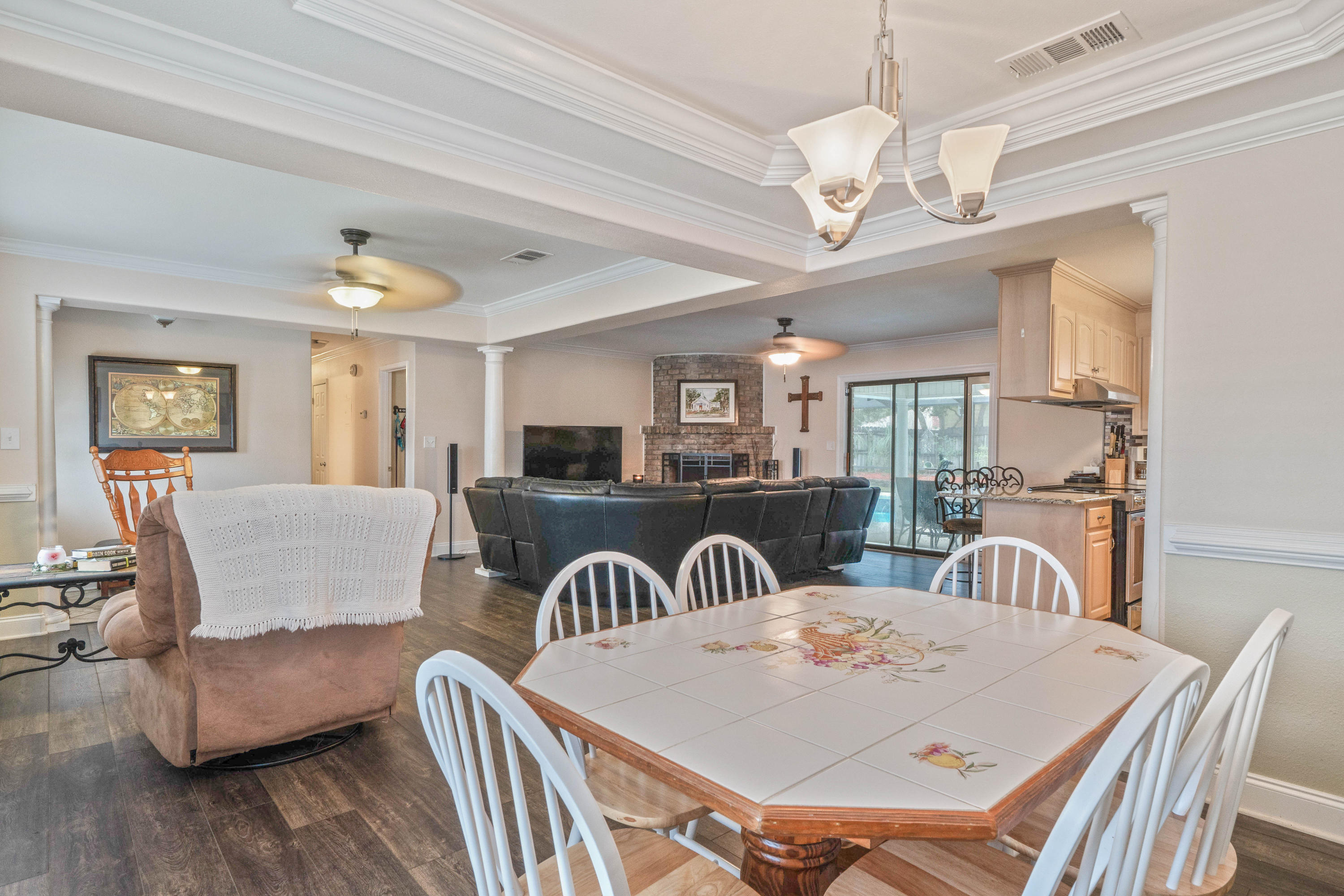 PALM EST UNIT #4 - Residential