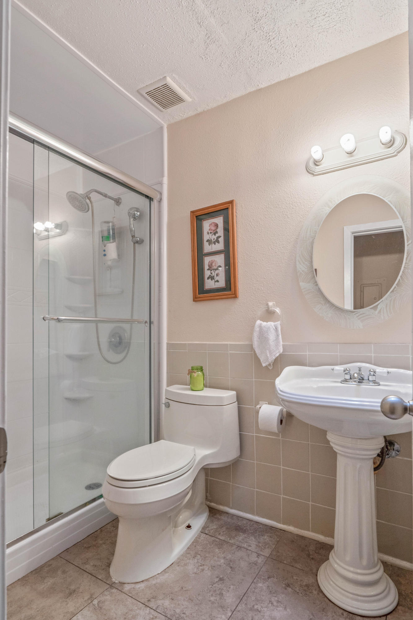 PALM EST UNIT #4 - Residential