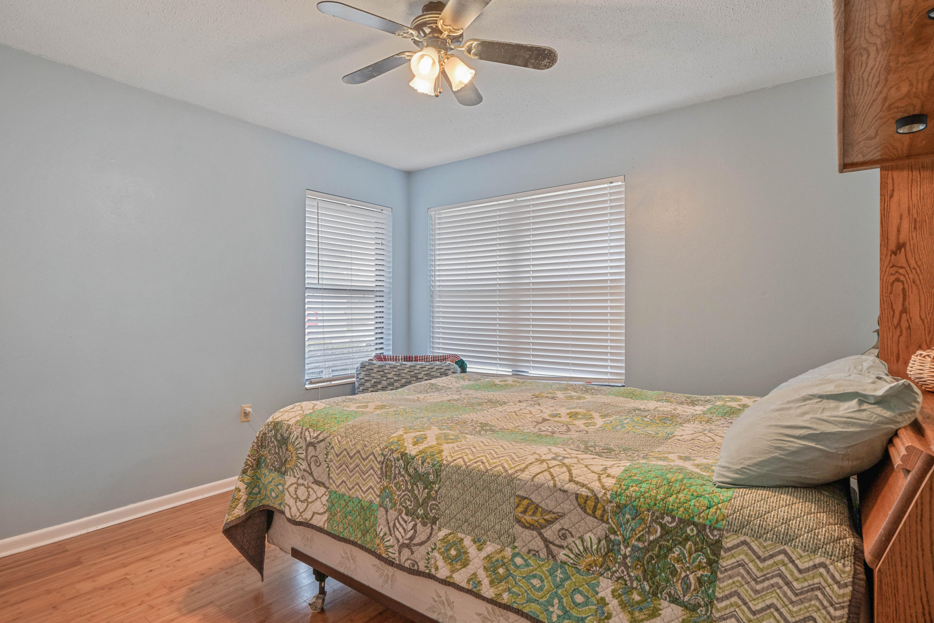 PALM EST UNIT #4 - Residential