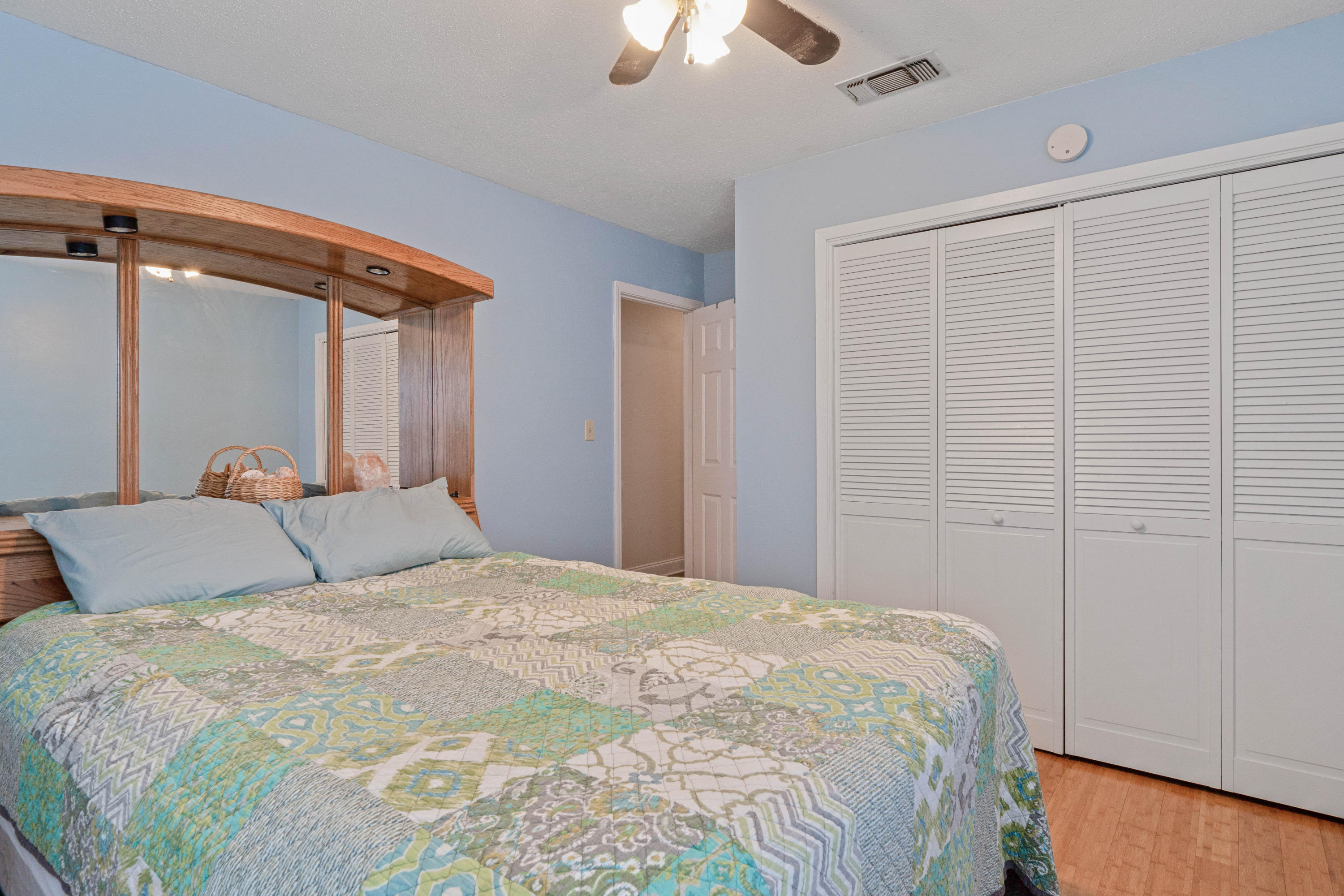 PALM EST UNIT #4 - Residential