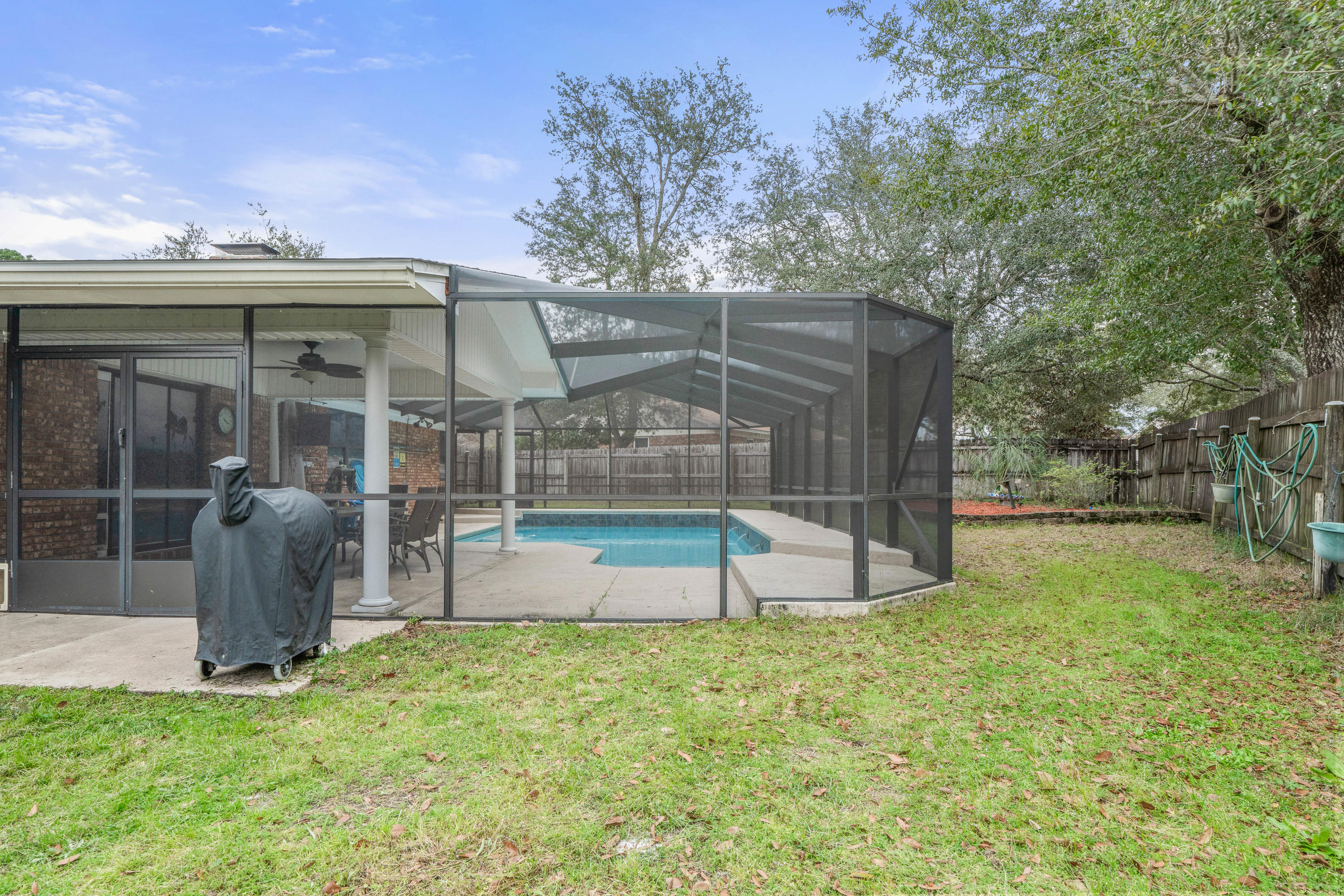 PALM EST UNIT #4 - Residential