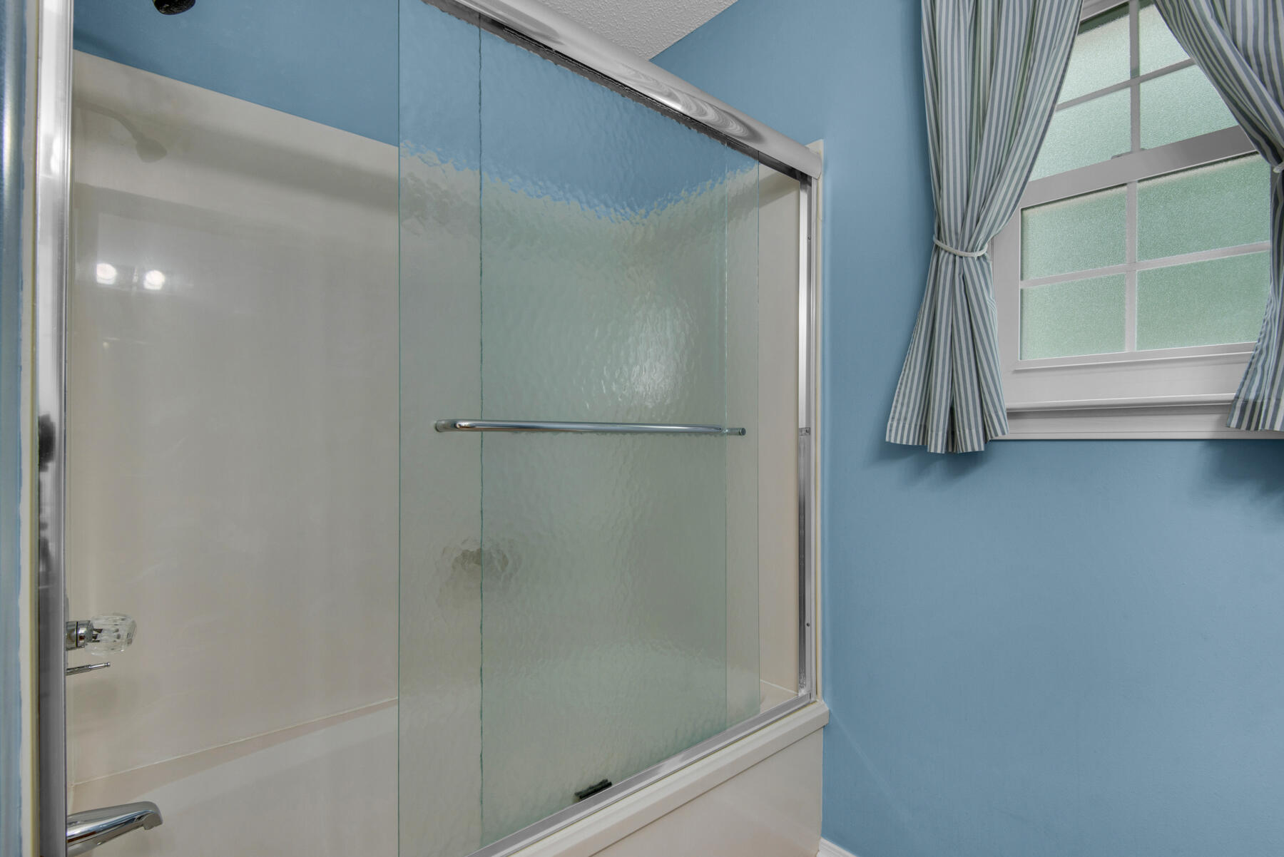 PARKWOOD SQUARE PH 2 - Residential