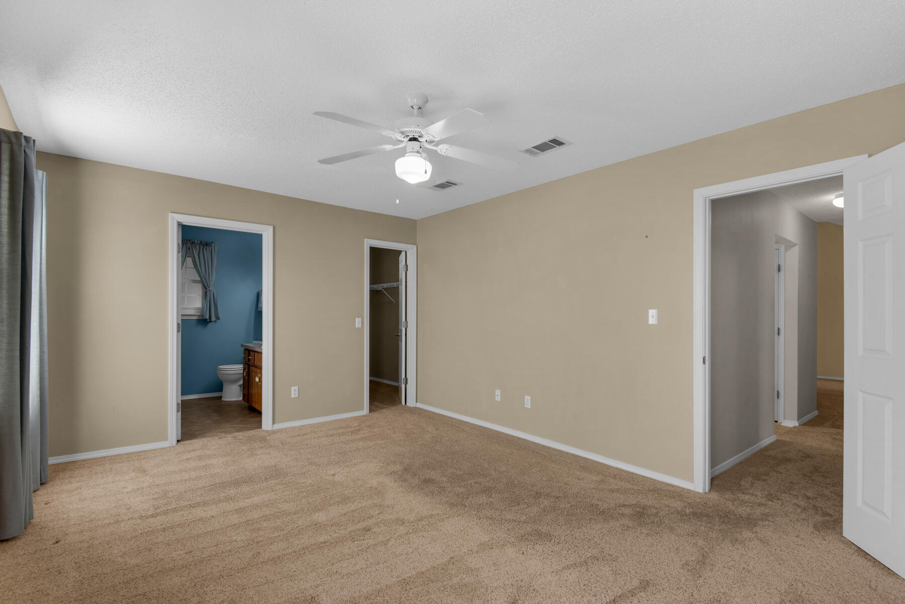 PARKWOOD SQUARE PH 2 - Residential
