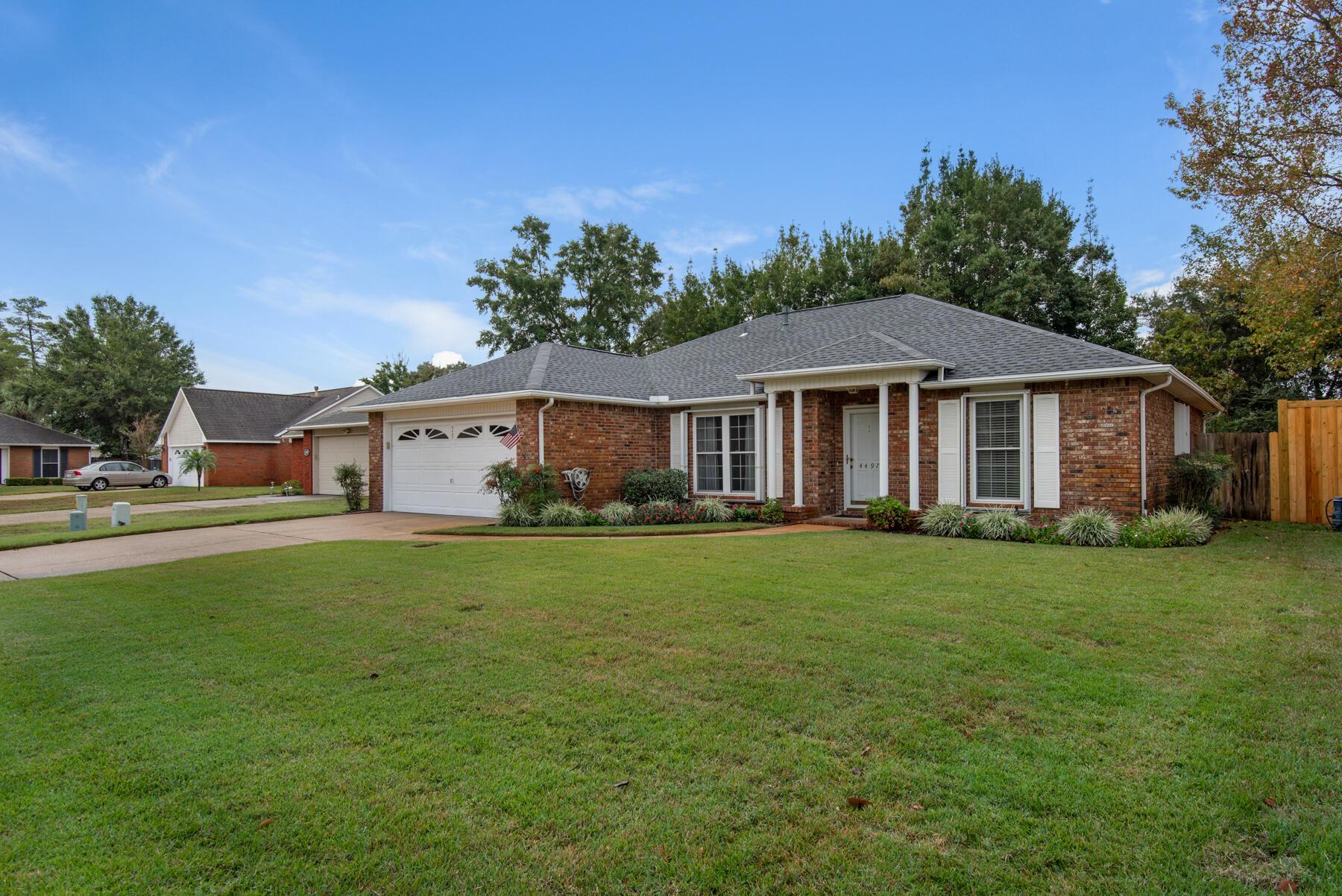 PARKWOOD SQUARE PH 2 - Residential
