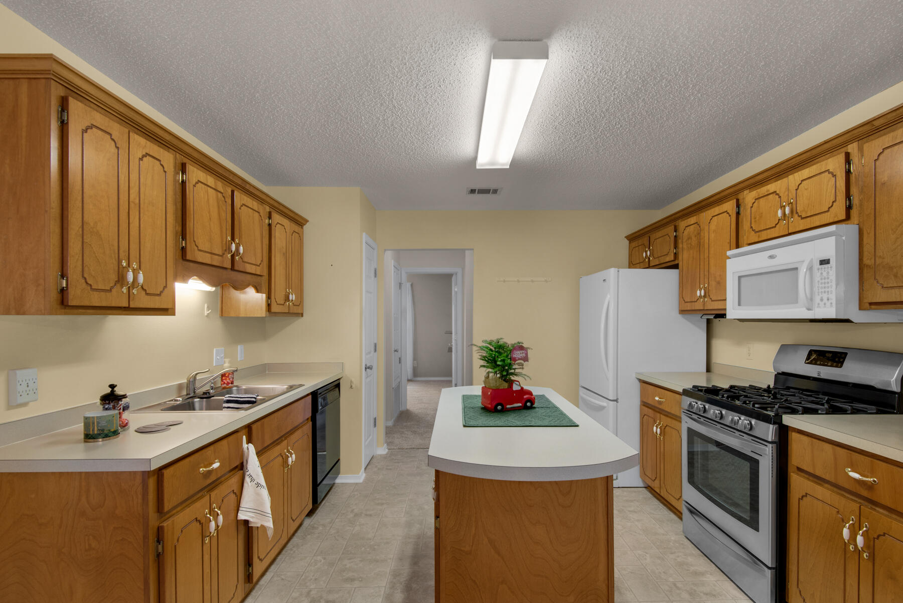 PARKWOOD SQUARE PH 2 - Residential
