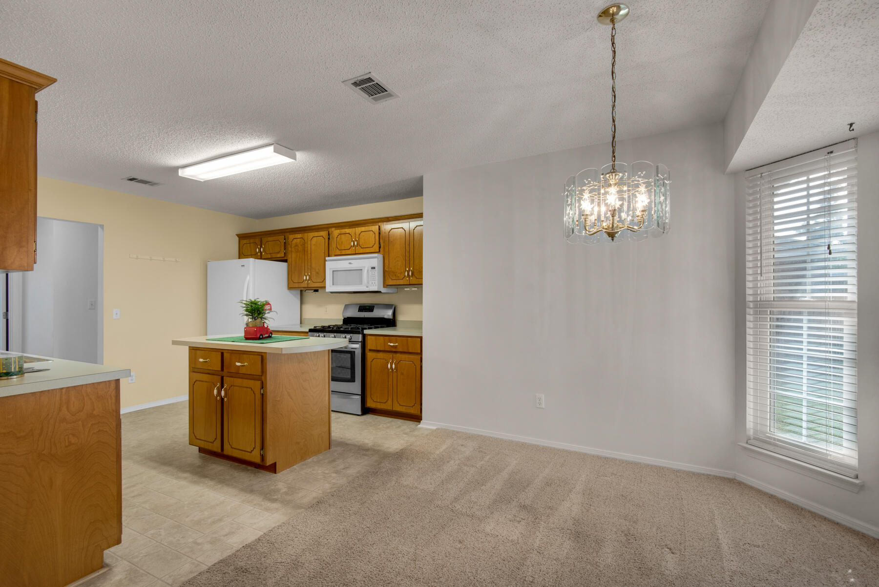 PARKWOOD SQUARE PH 2 - Residential