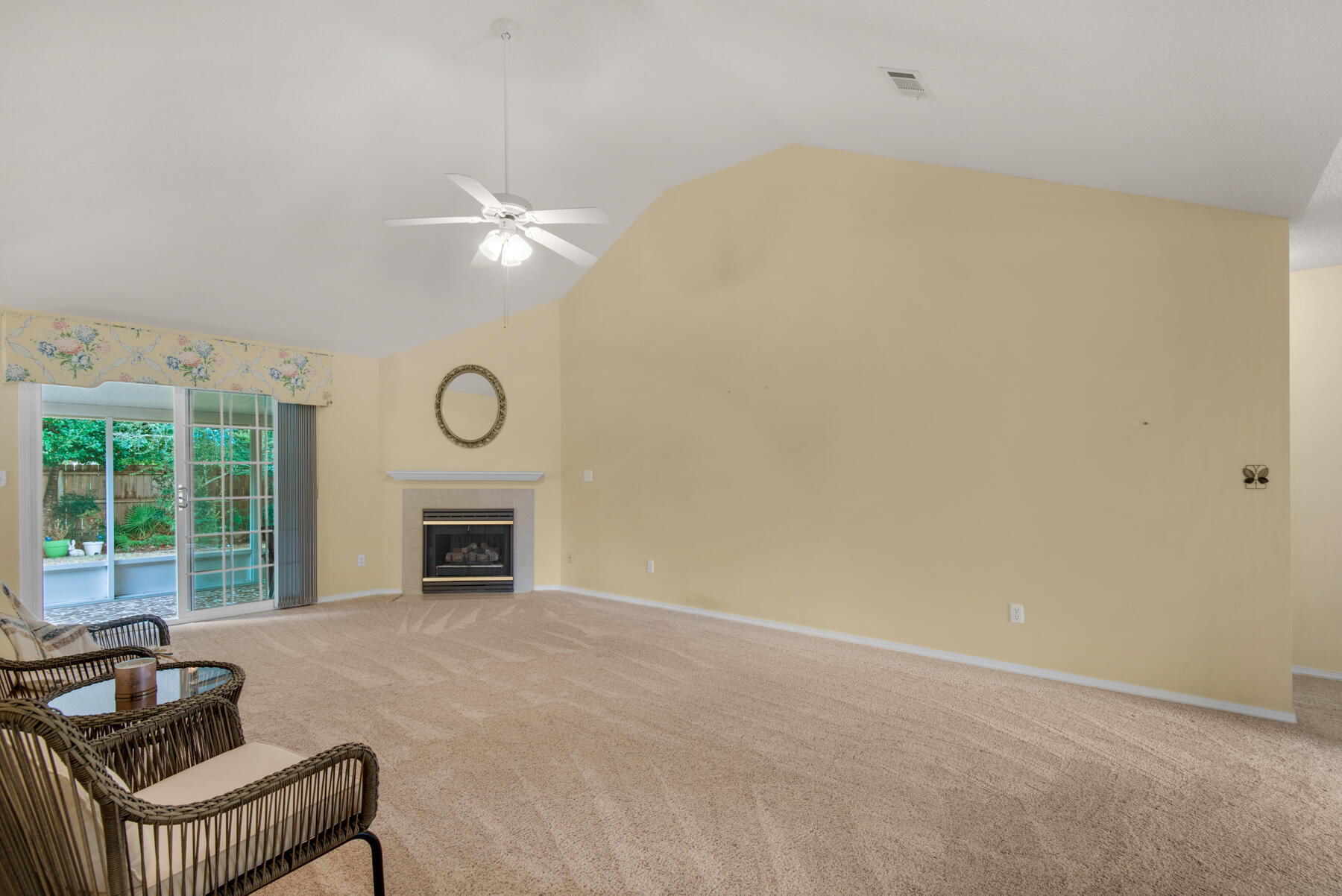 PARKWOOD SQUARE PH 2 - Residential