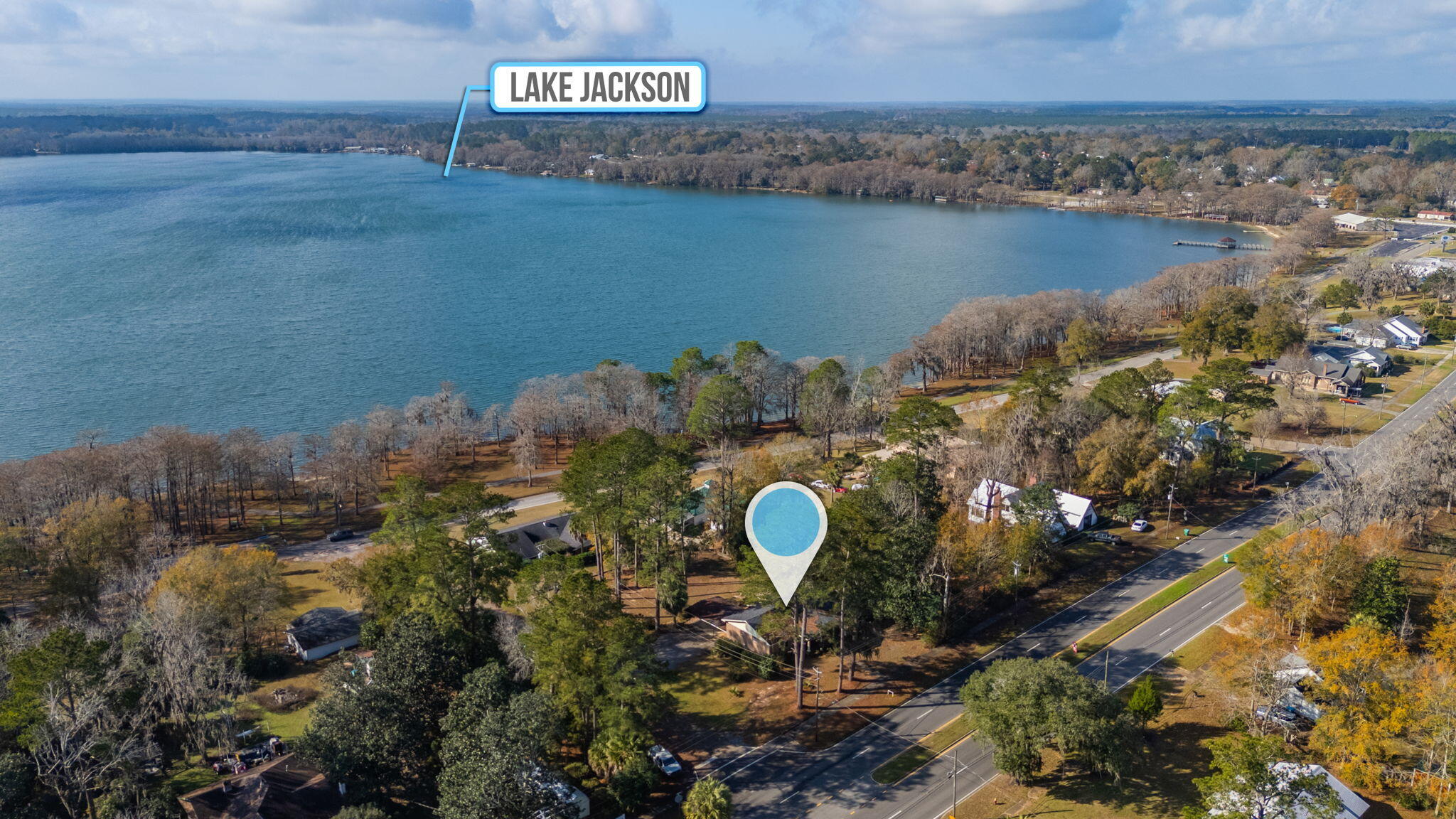 Located just 1/2 block from Beautiful Lake Jackson, this spacious 4 bd, 2 ba, 2,485 sq ft brick home is ready for a new owner's ideas! Open kitchen, family rm with built in shelving and cabinets, sunrm with Lakeviews plus wood burning heater and bk nook gives plenty of space for friends and family to gather. Formal living room and dining room combination provides even more space! Laundry room is off of this area with broom/vacuum closet plus additional storage cabinets. Downstairs is a walkout basement/game room that overlooks the lake. The 32X33 brick patio plus 11.10x7.11 covered patio offers an area for many outdoor activities - grilling, fire pit, etc (fish cleaning are already there) while enjoying all lake Jackson has to offer. The Lake is a city park with swimming, boating, skiing fishing, walking trails and picnics plus many community events and celebrations. Don't miss this opportunity to be by The Lake. Property is being sold as-is. 