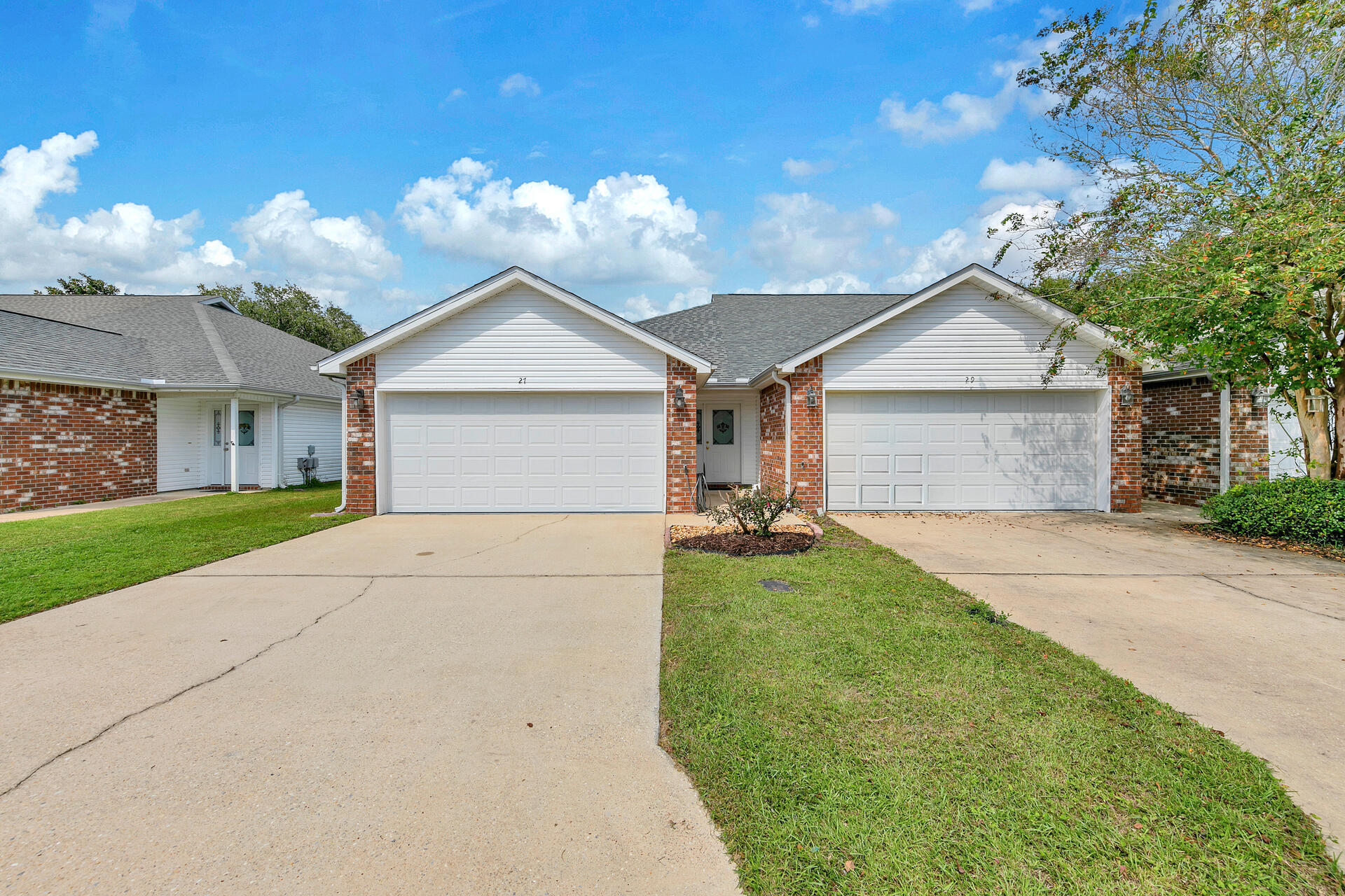 Conveniently located 1 story townhome in Mary Esther just off Hwy 98 east of Hurlburt. Location is convenient to schools, shopping and beaches. This spacious property boasts an open floor plan with tile throughout. 2 car garage, large living and dining area and extra large bedrooms. Master bedroom has a walk in closet and master bathroom with double vanity sinks., and tub/shower combination. Lawn pump expenses are shared. NO HOA!Townhouse is currently leased with a 1 year lease. New owner can re-negotiate lease with tenant.Buyer to verify dimensions, square footage and all information about property.