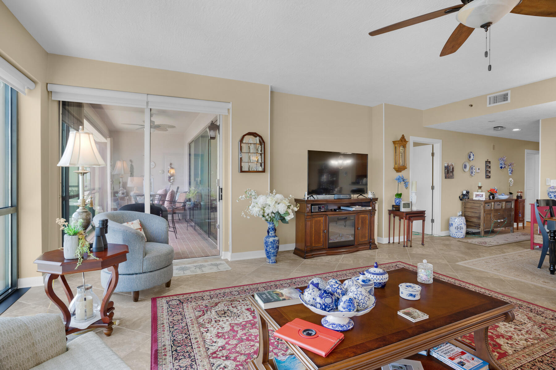 TWO HUNDRED WEST CONDO - Residential