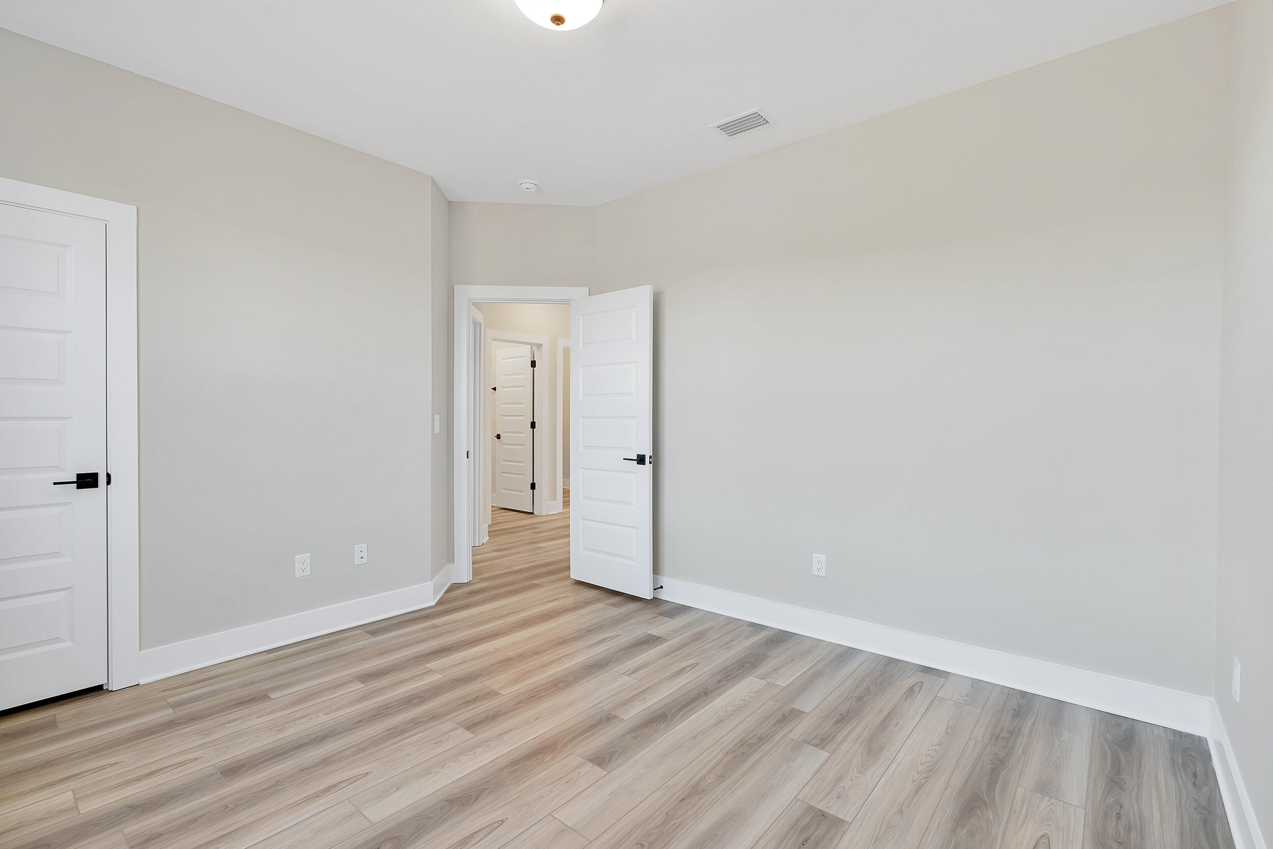 Cessna Village - Residential