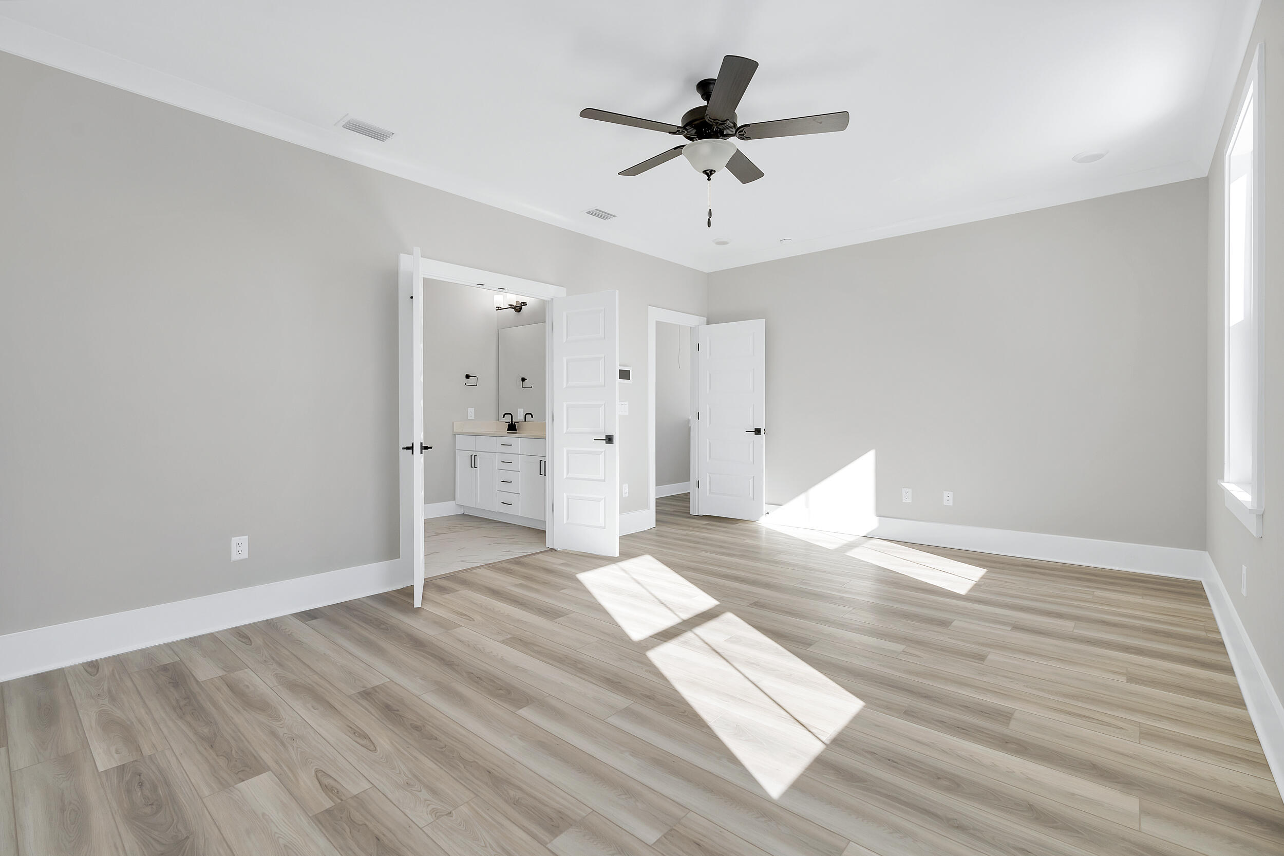 Cessna Village - Residential