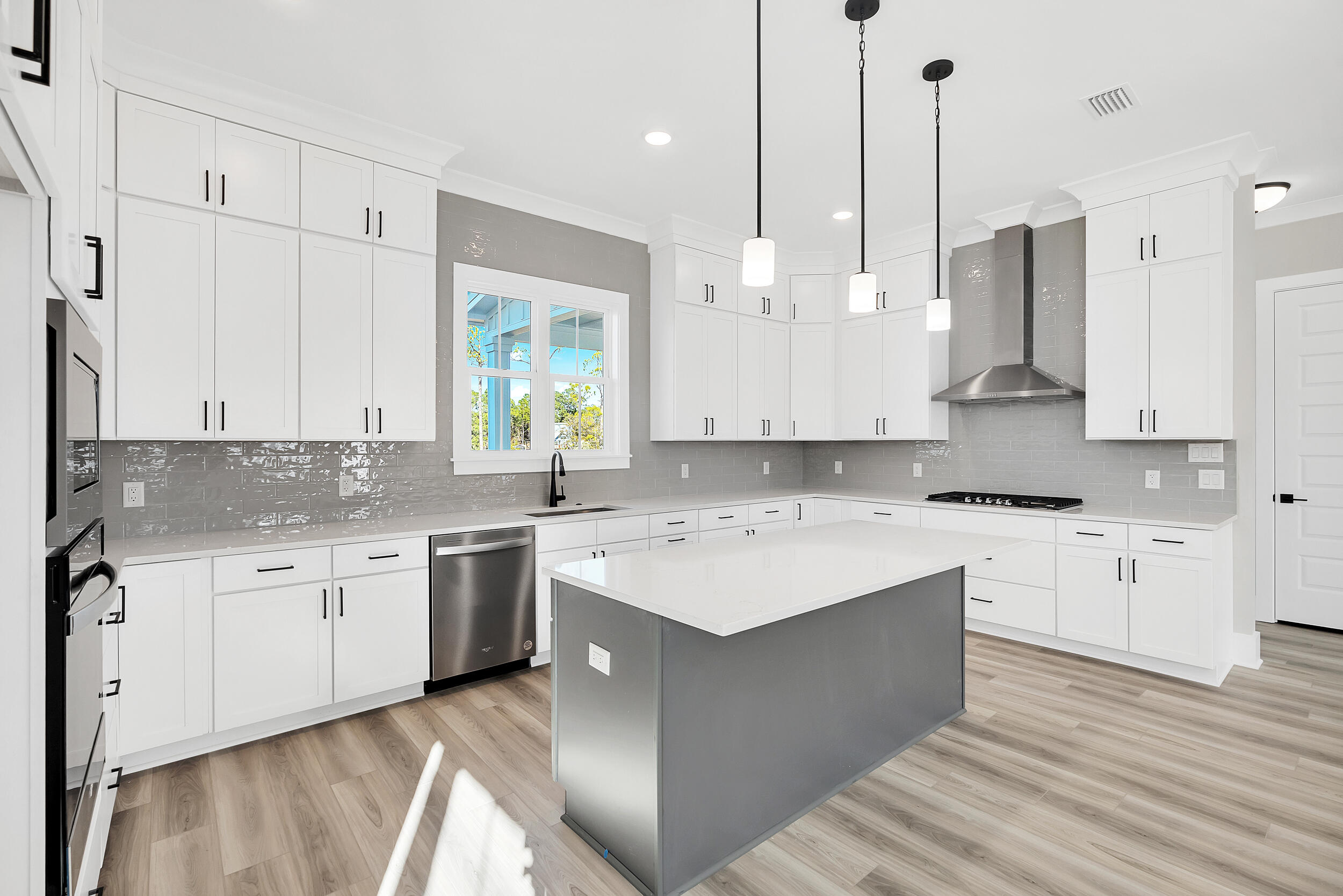 Cessna Village - Residential