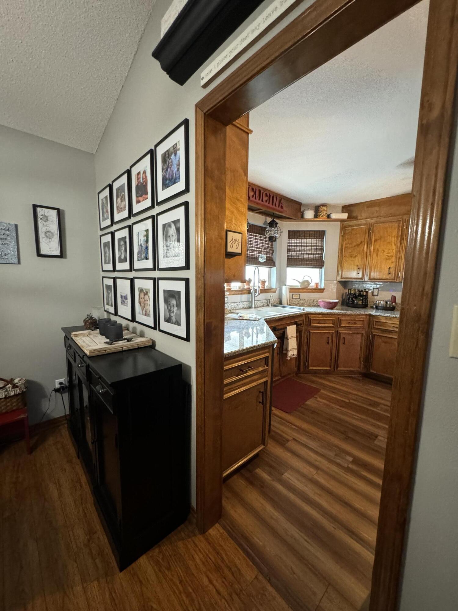 KINGS ROAD - Residential