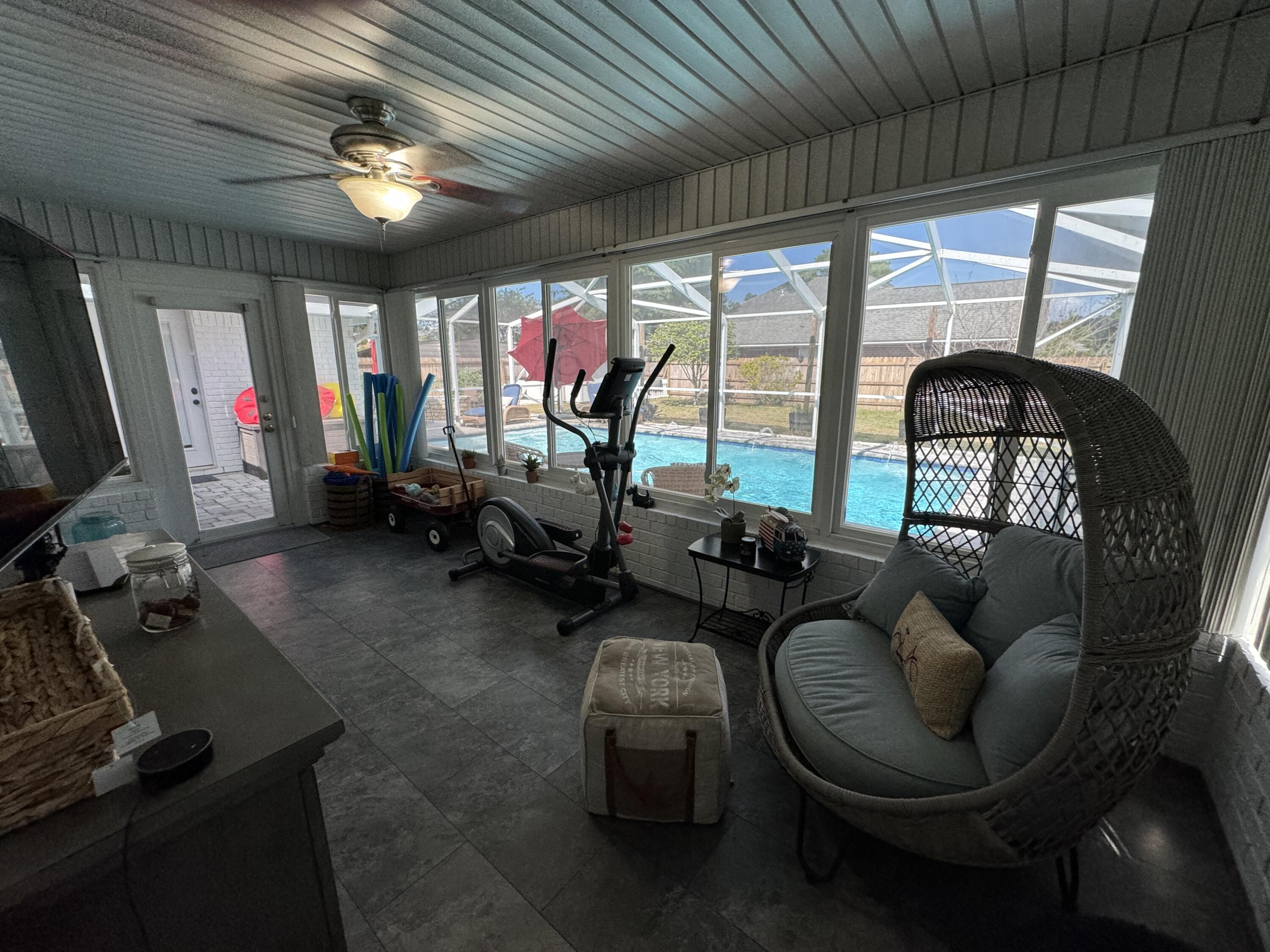 KINGS ROAD - Residential