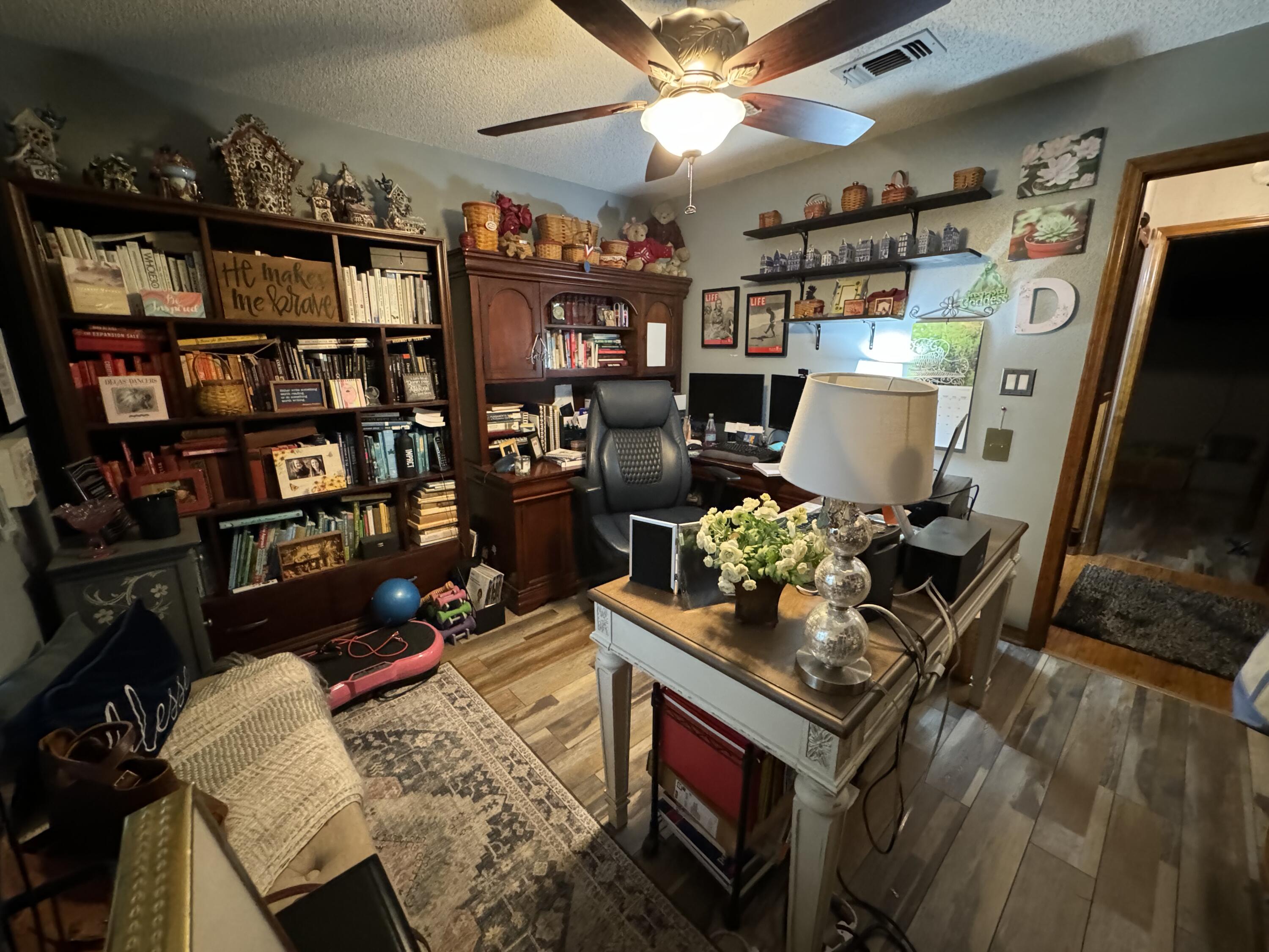 KINGS ROAD - Residential