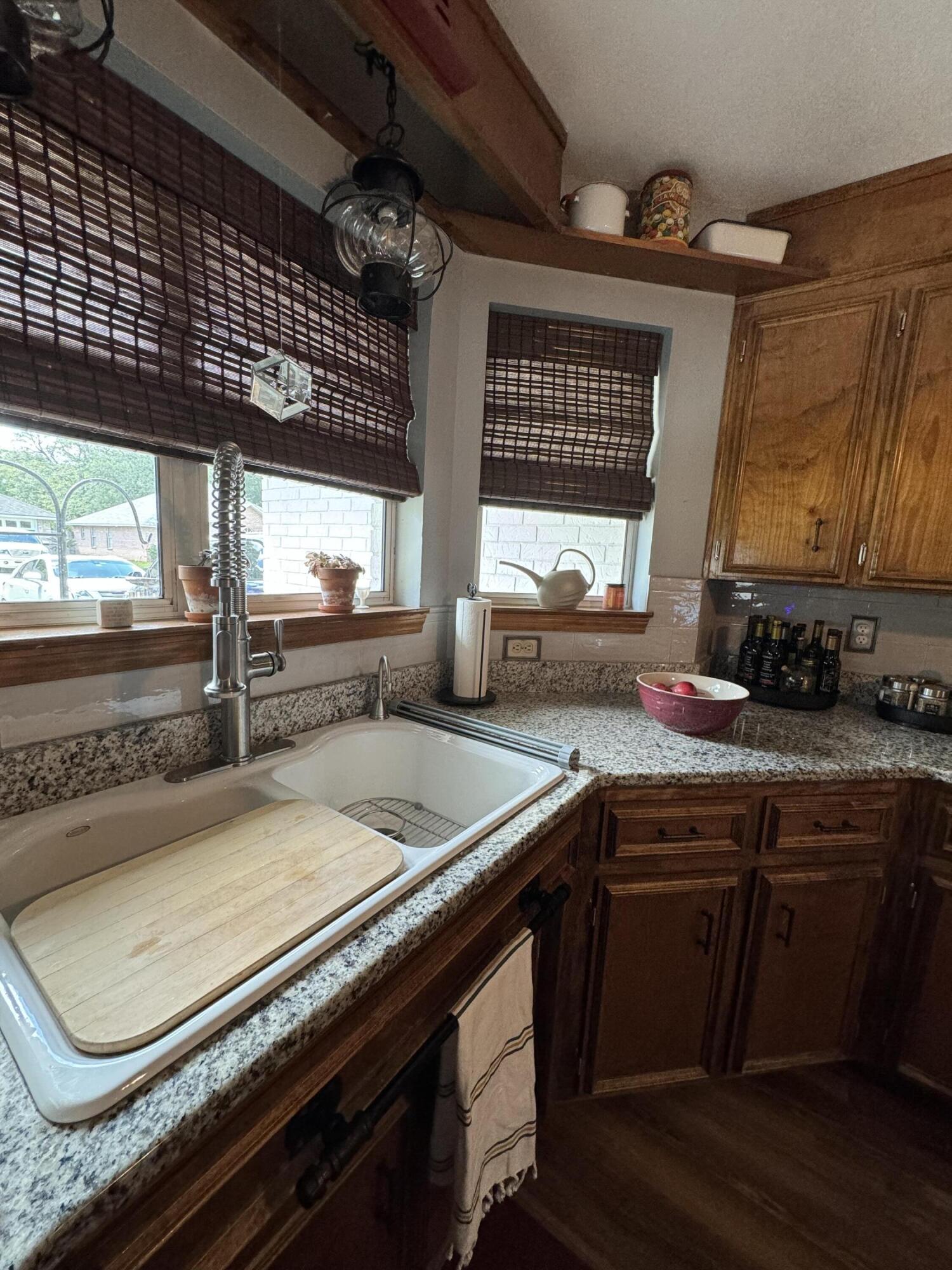 KINGS ROAD - Residential