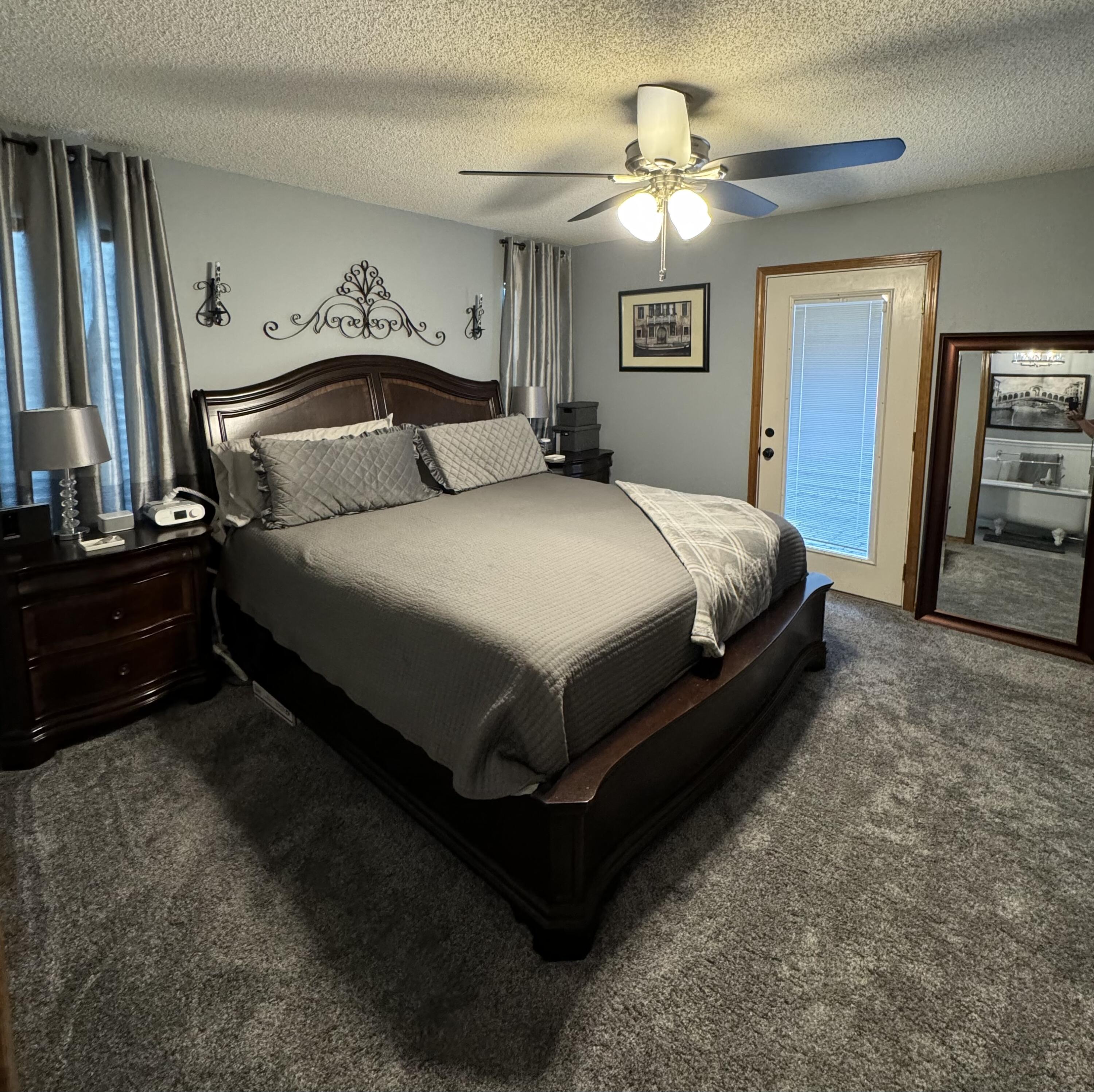 KINGS ROAD - Residential