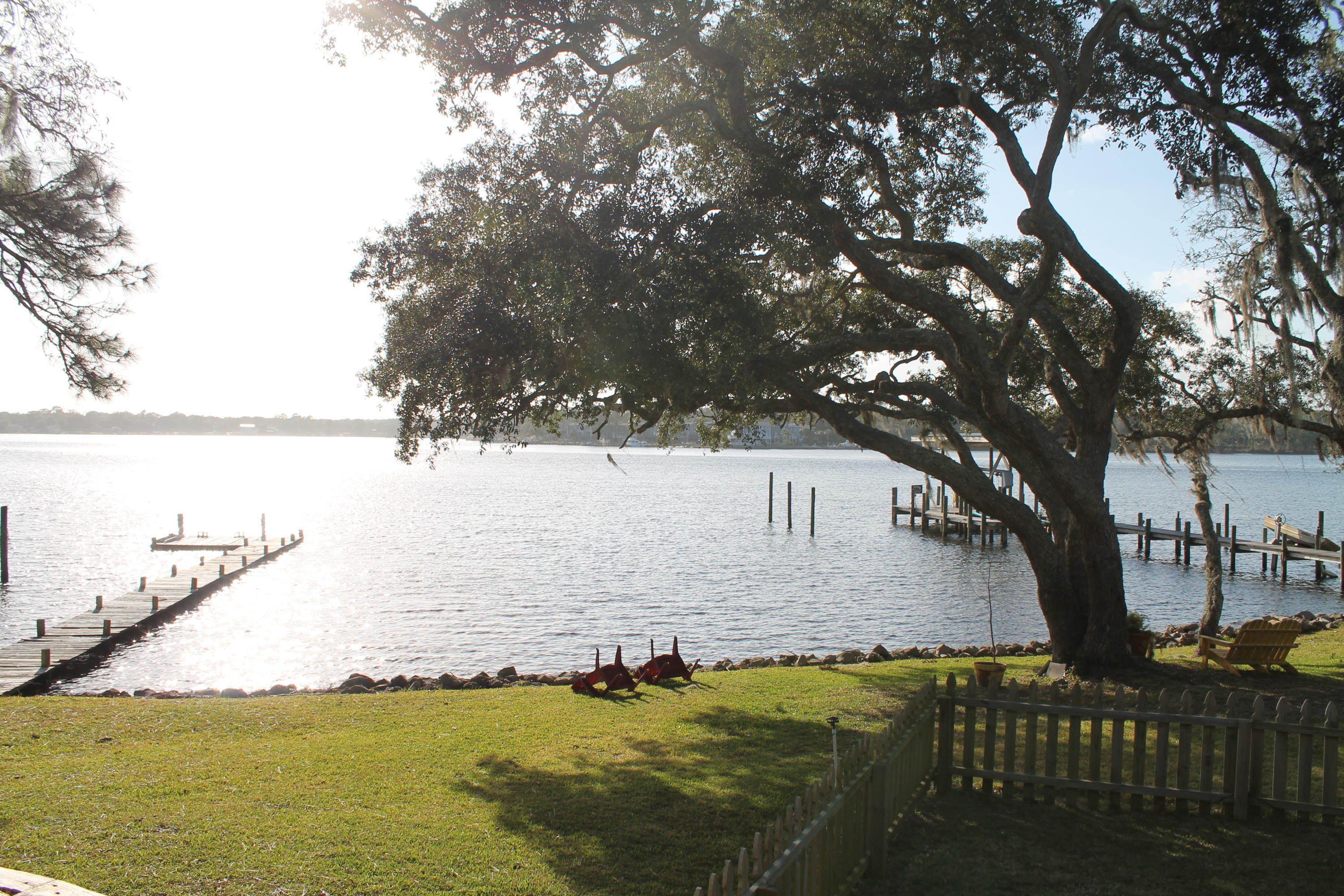 GREY MOSS POINT - Residential