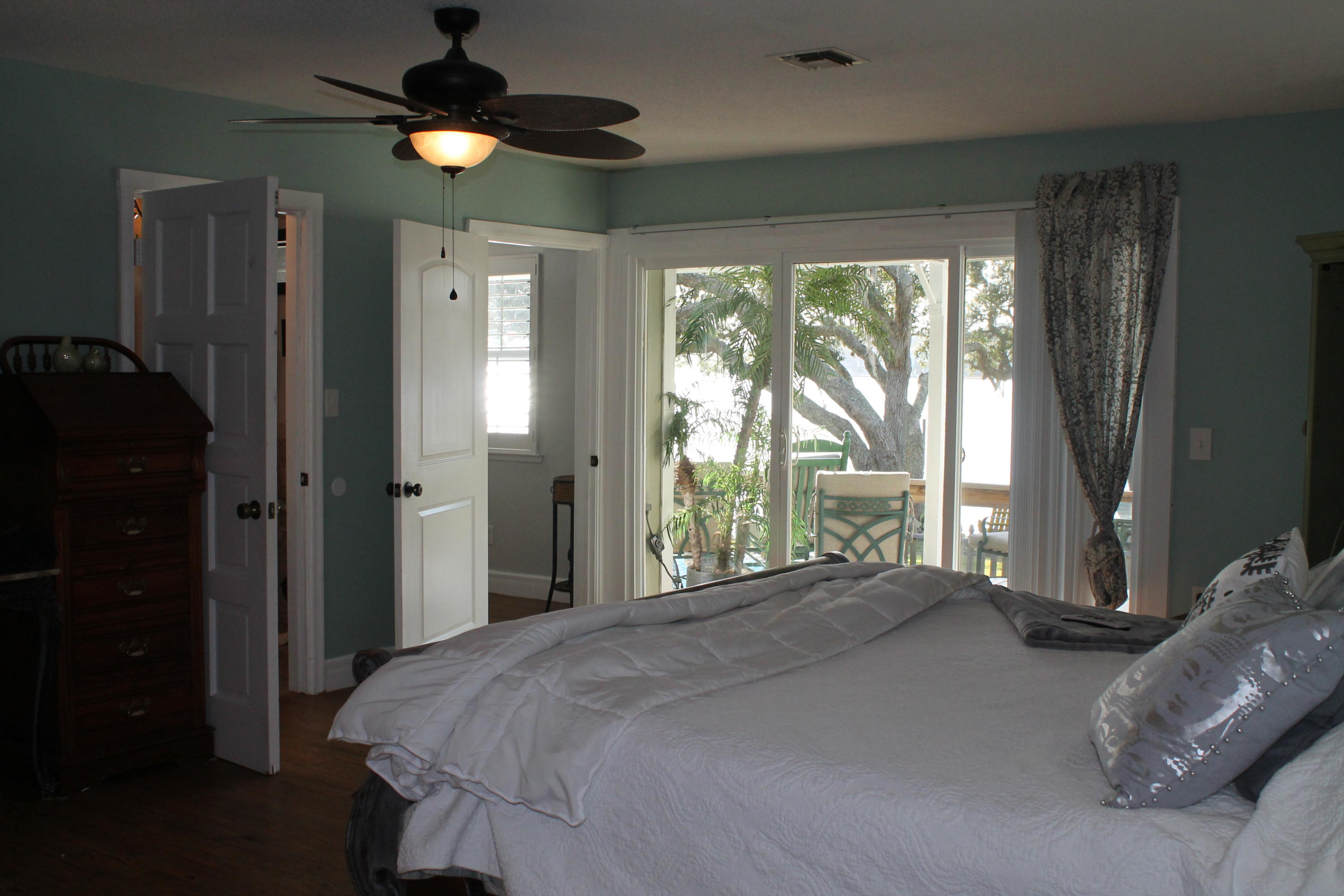 GREY MOSS POINT - Residential