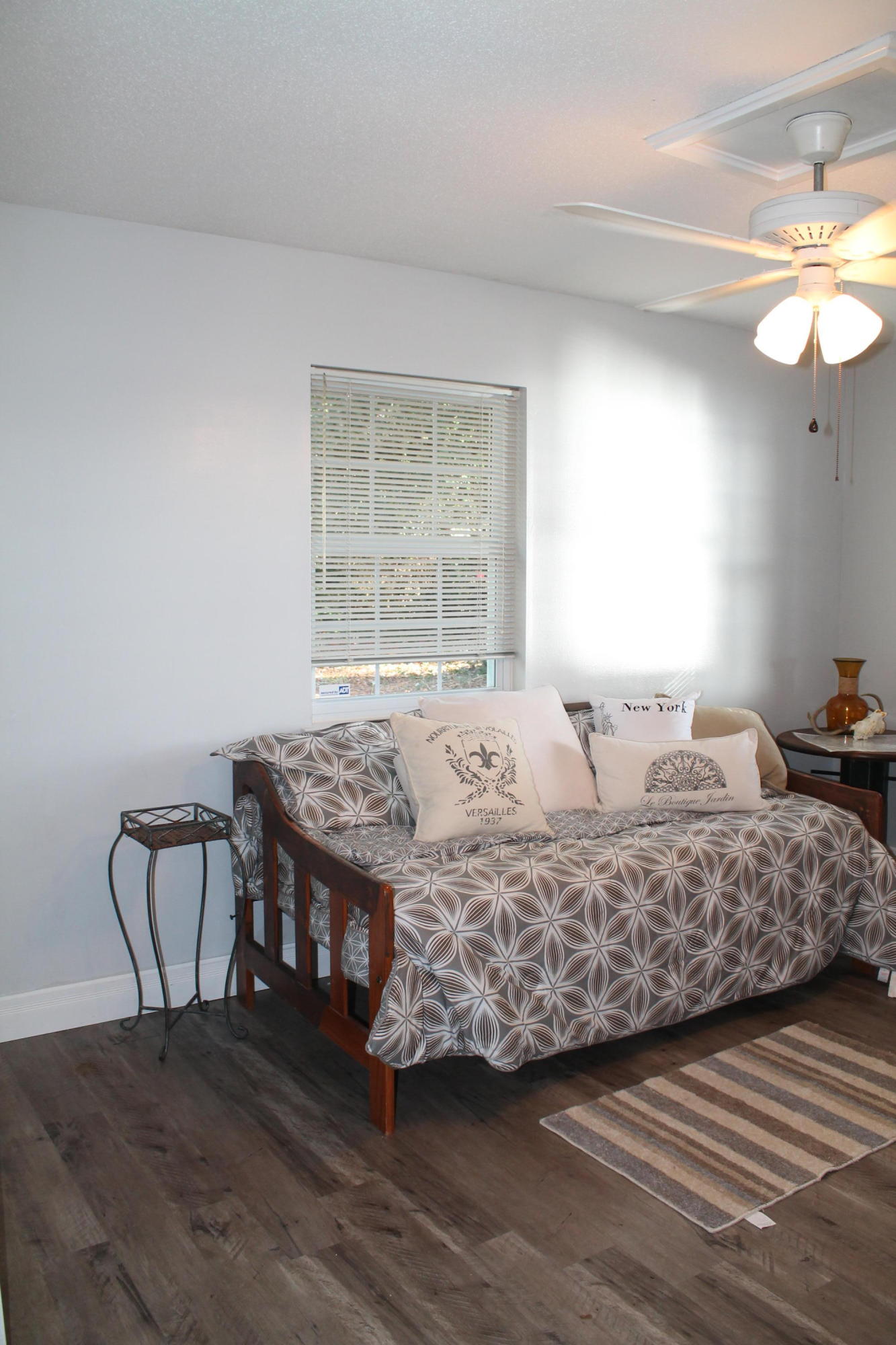 GREY MOSS POINT - Residential