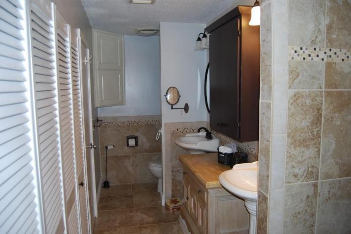 GREY MOSS POINT - Residential
