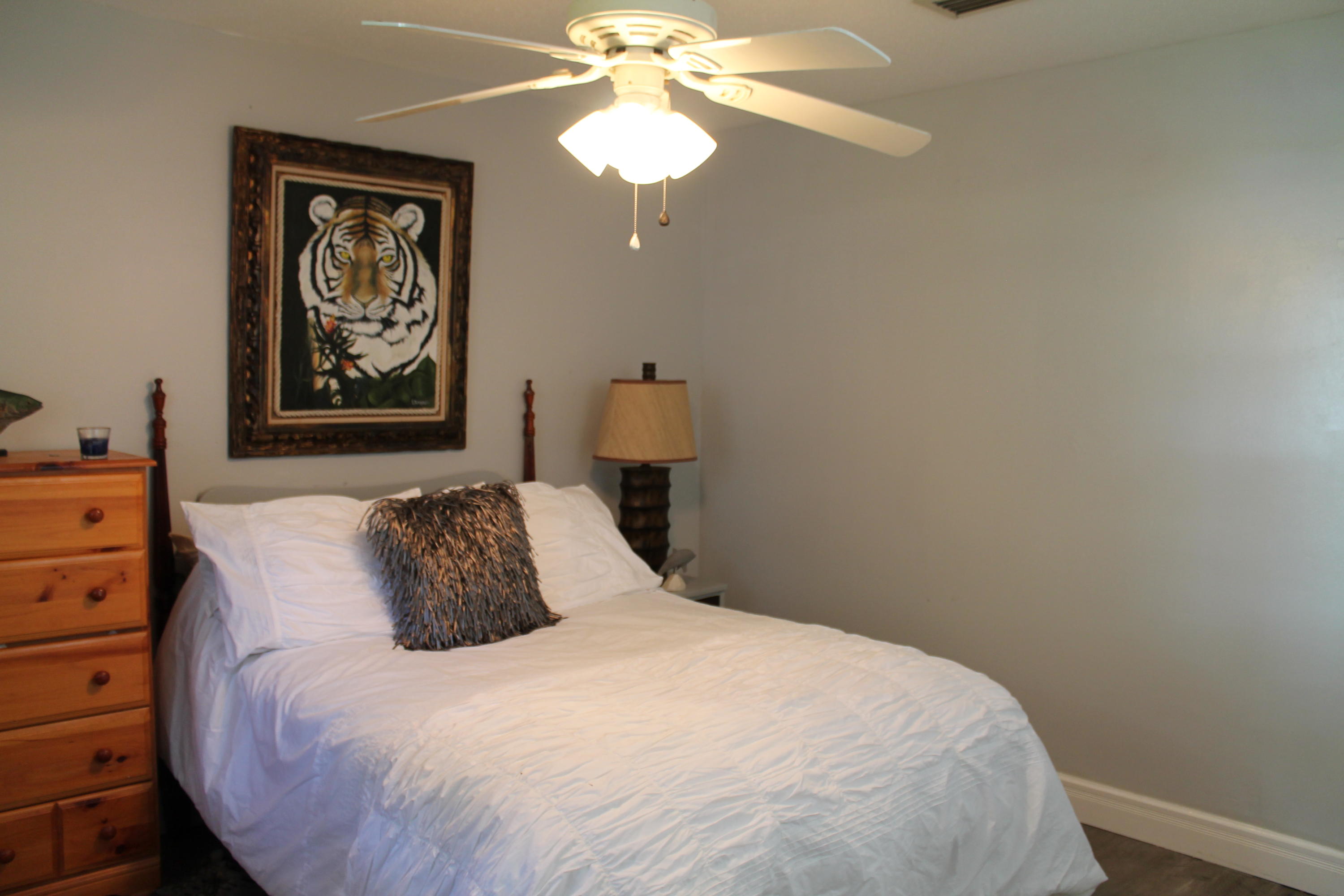 GREY MOSS POINT - Residential