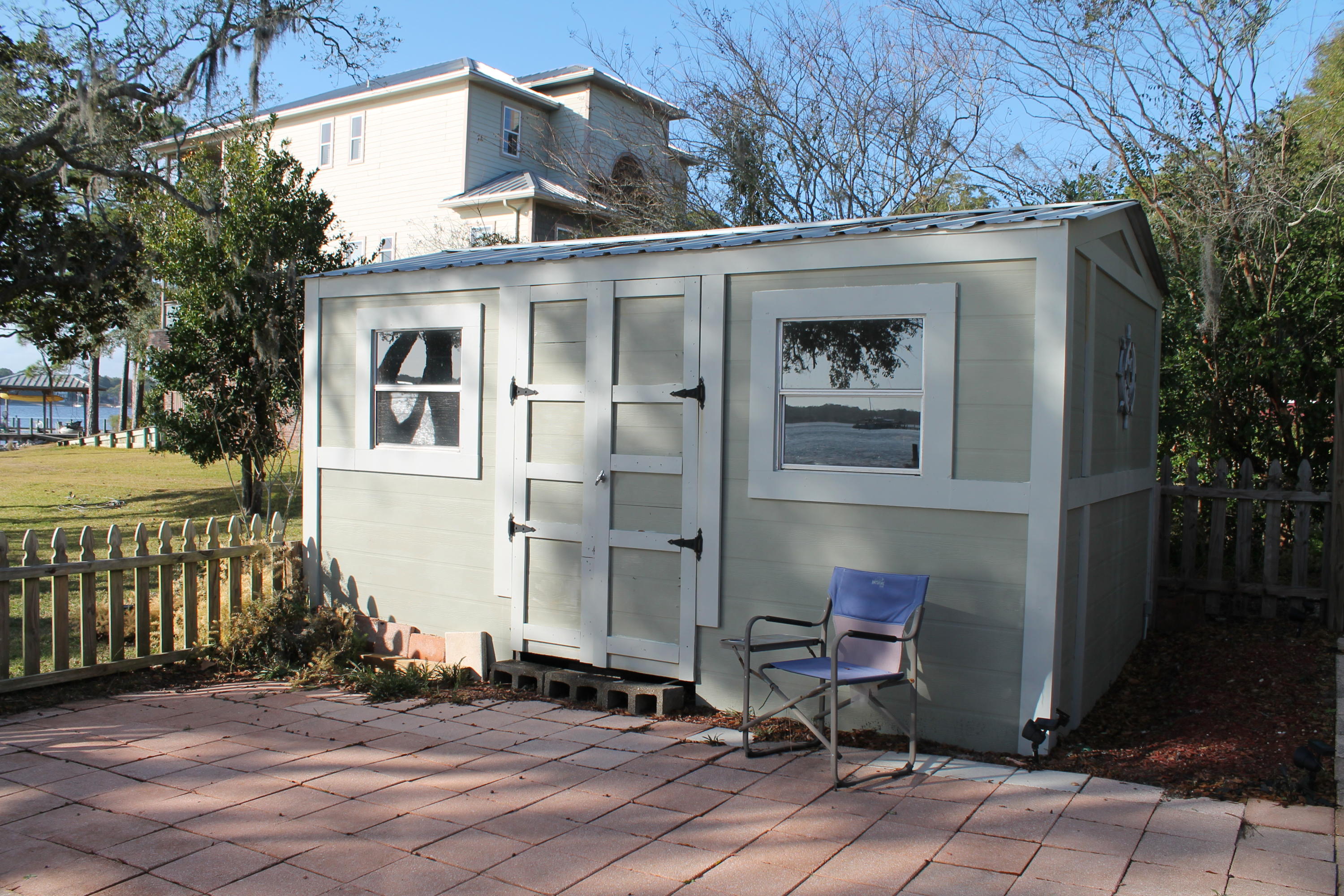 GREY MOSS POINT - Residential