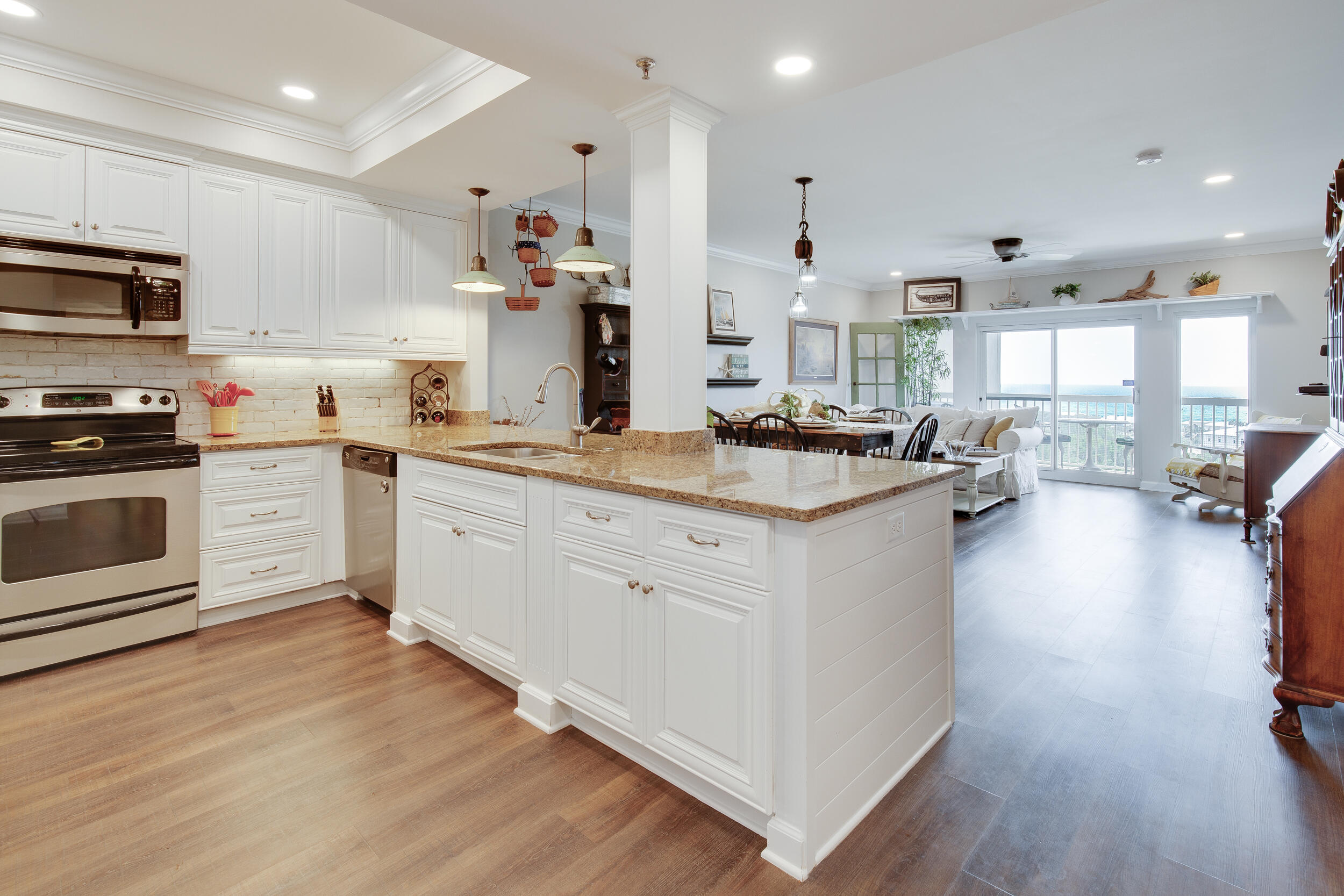 SUMMIT AT TOPS'L (THE) - Residential