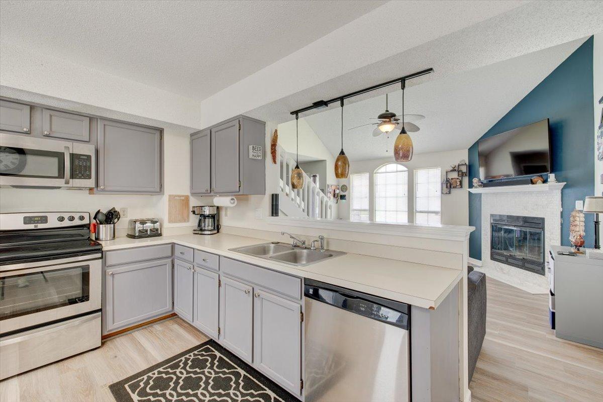 COVENTRY PARK VILLAGE PH 2 - Residential