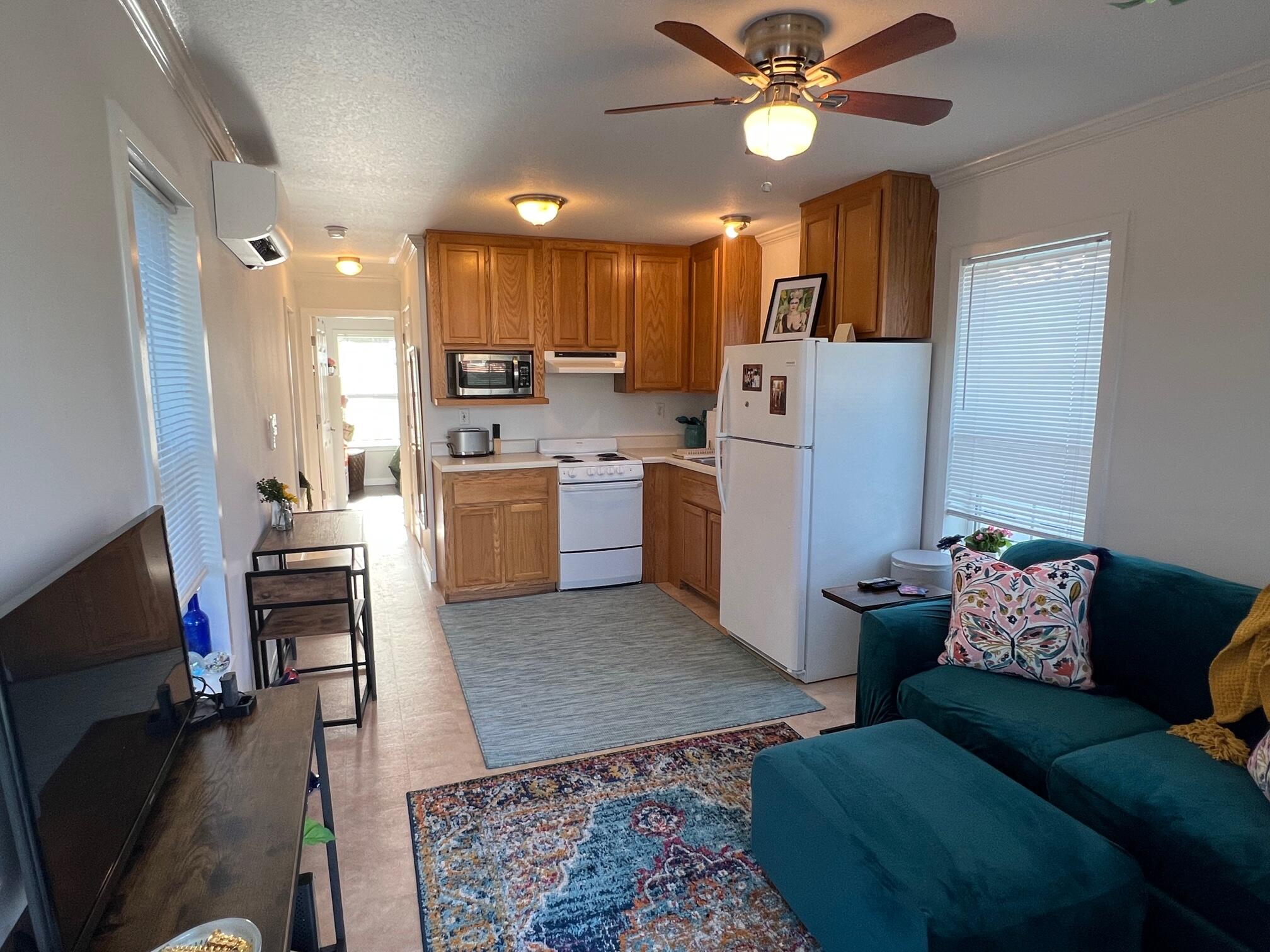MACK BAYOU PARK - Residential Lease