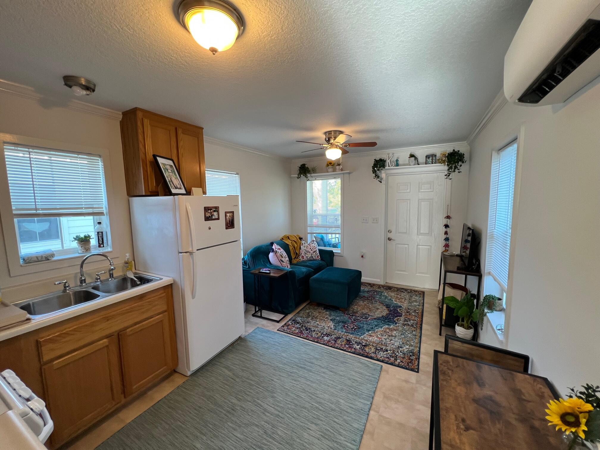 MACK BAYOU PARK - Residential Lease
