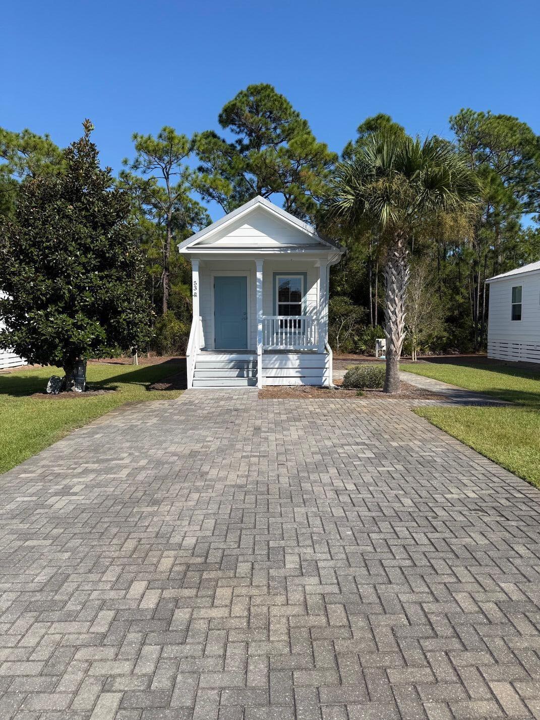 MACK BAYOU PARK - Residential Lease