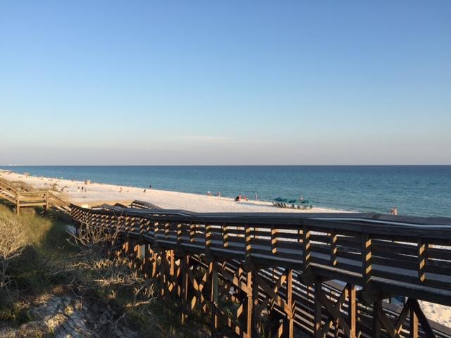 Gulf Shore Manor - Residential