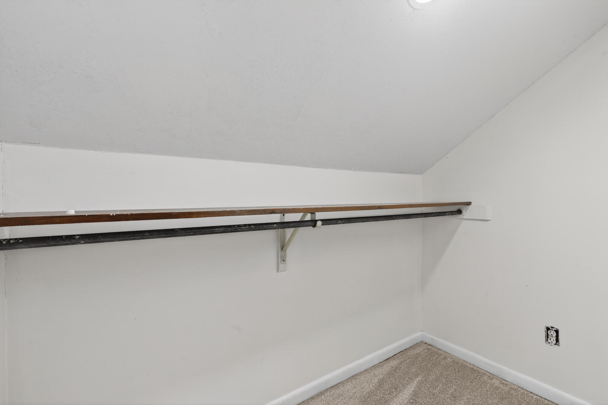 TANGLEWOOD 1ST ADDN - Residential