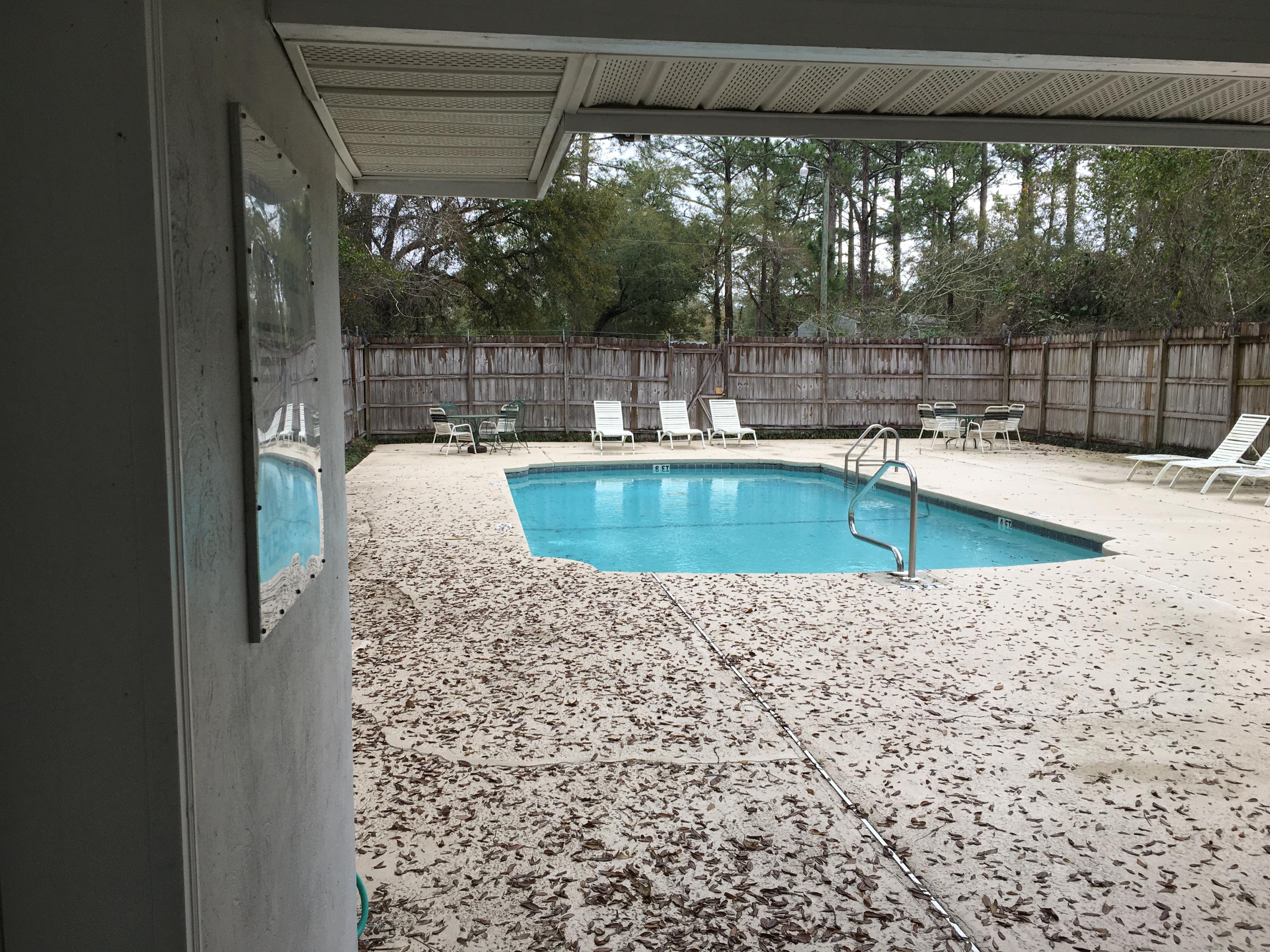 EMERALD GARDENS - Residential