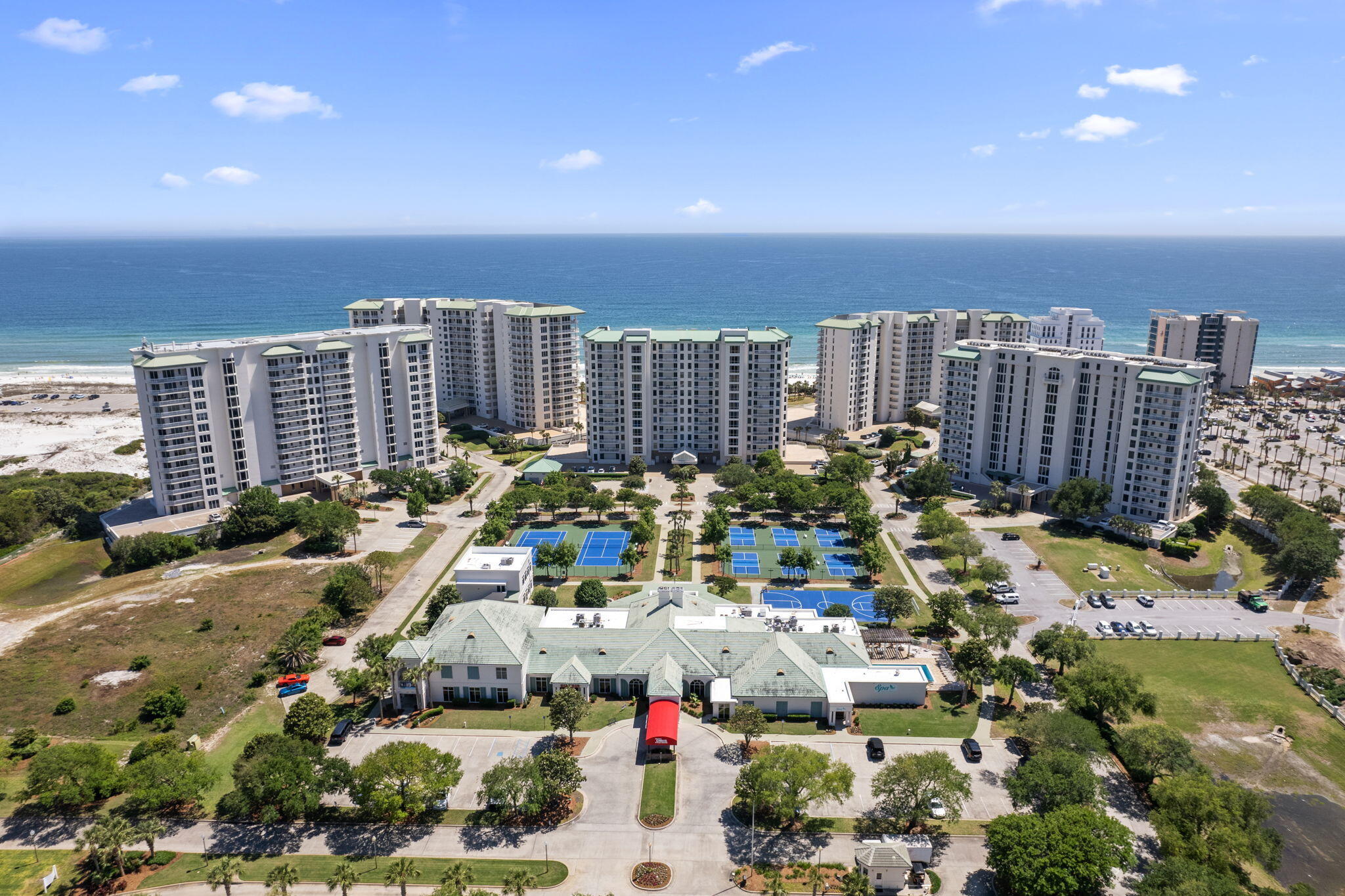ST. LUCIA AT SILVER SHELLS - Residential
