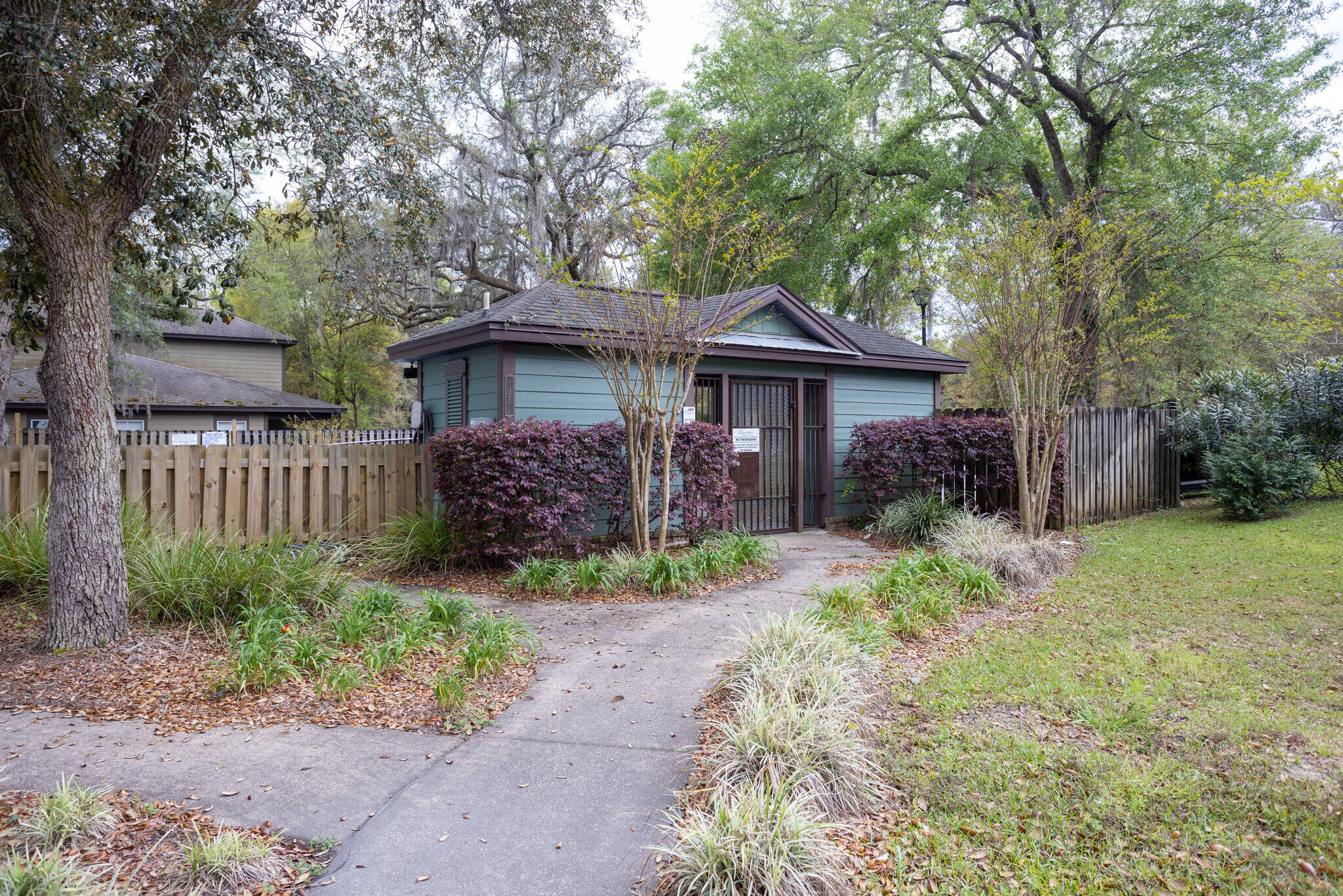 CANOPIES OF FREEPORT - Residential