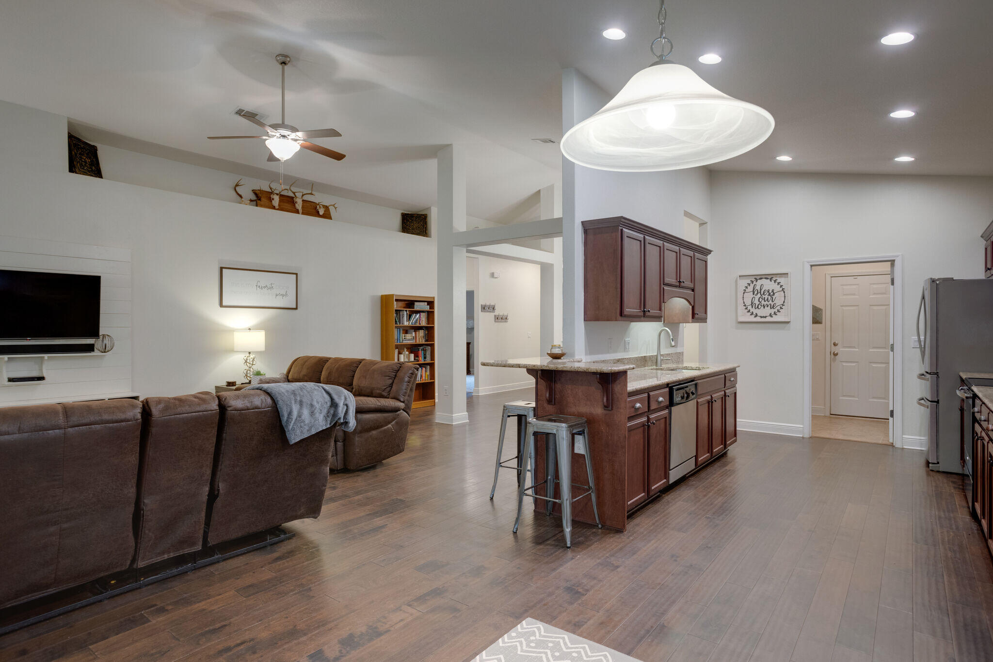 CANOPIES OF FREEPORT - Residential