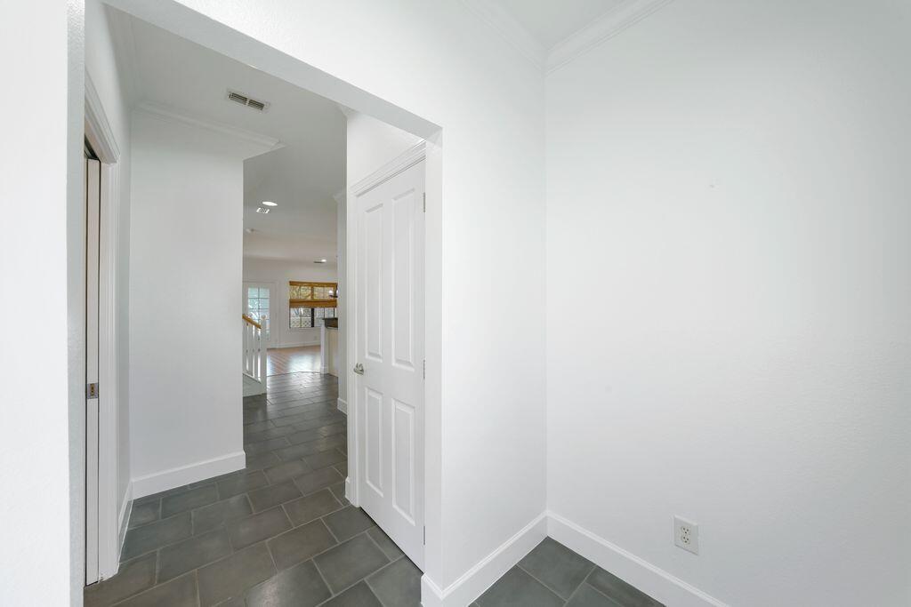 SOUTH HAVEN TOWNHOMES - Residential