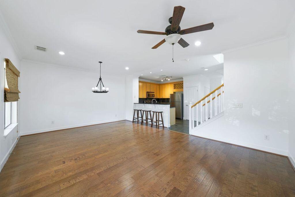 SOUTH HAVEN TOWNHOMES - Residential