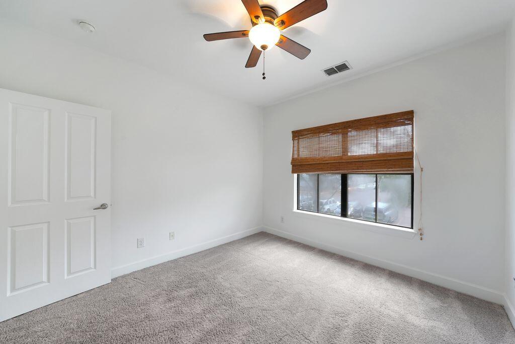 SOUTH HAVEN TOWNHOMES - Residential