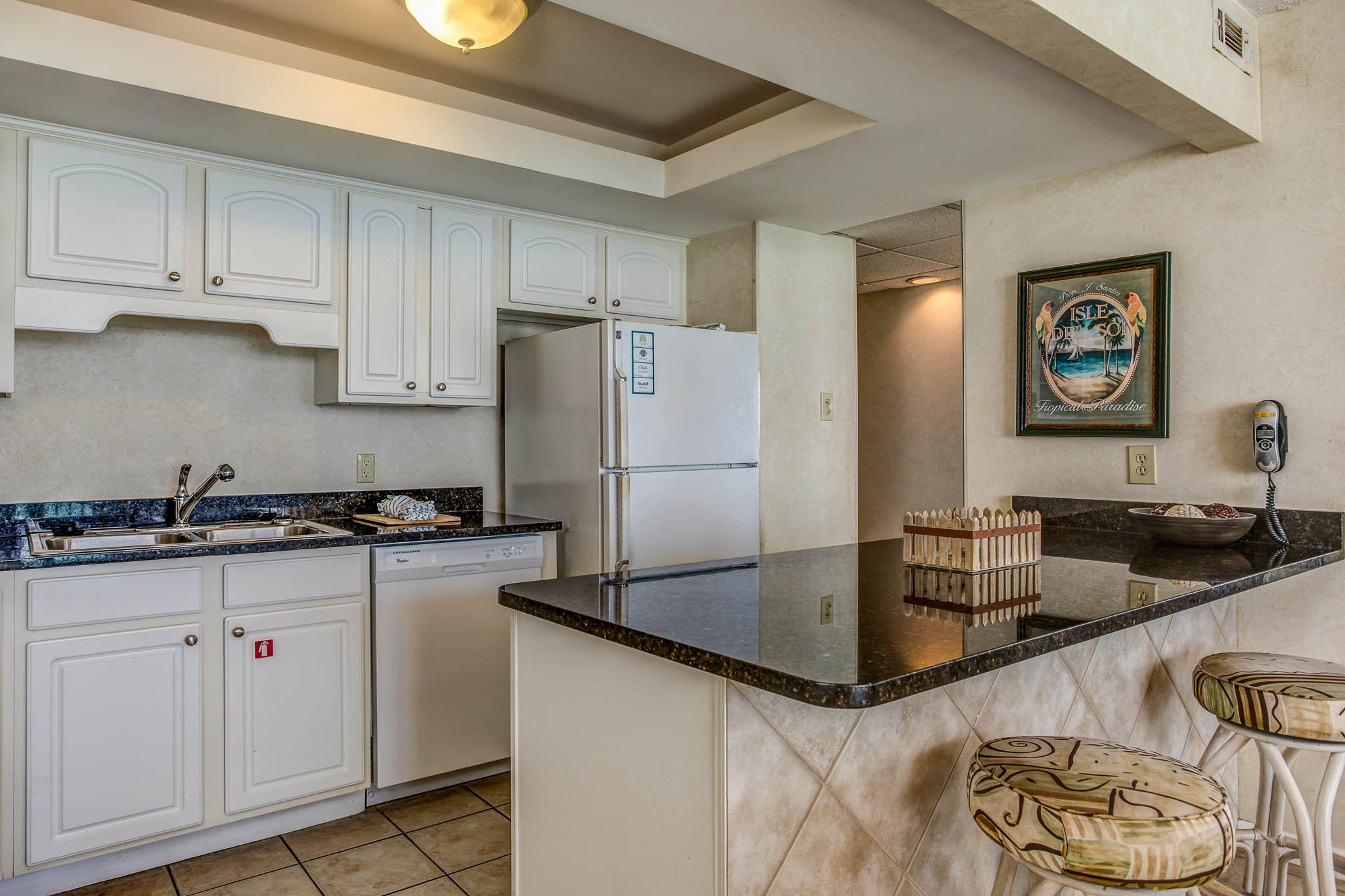 LEEWARD/WINDWARD CONDO - Residential