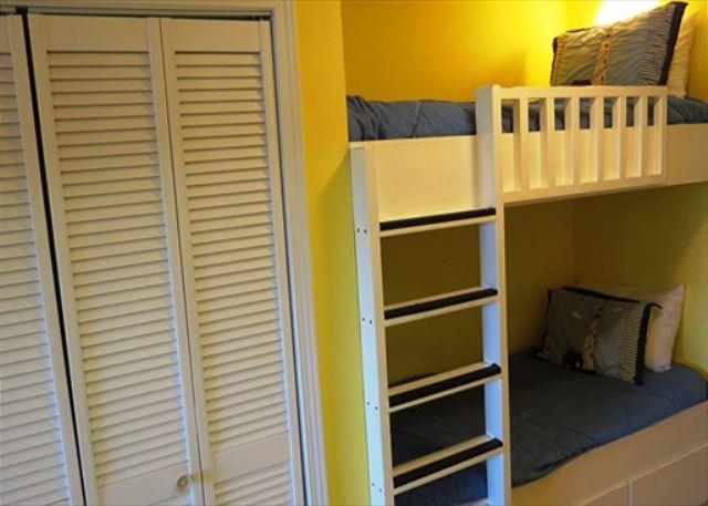 SEASCAPE CONDO PH 6B PH 3 - Residential