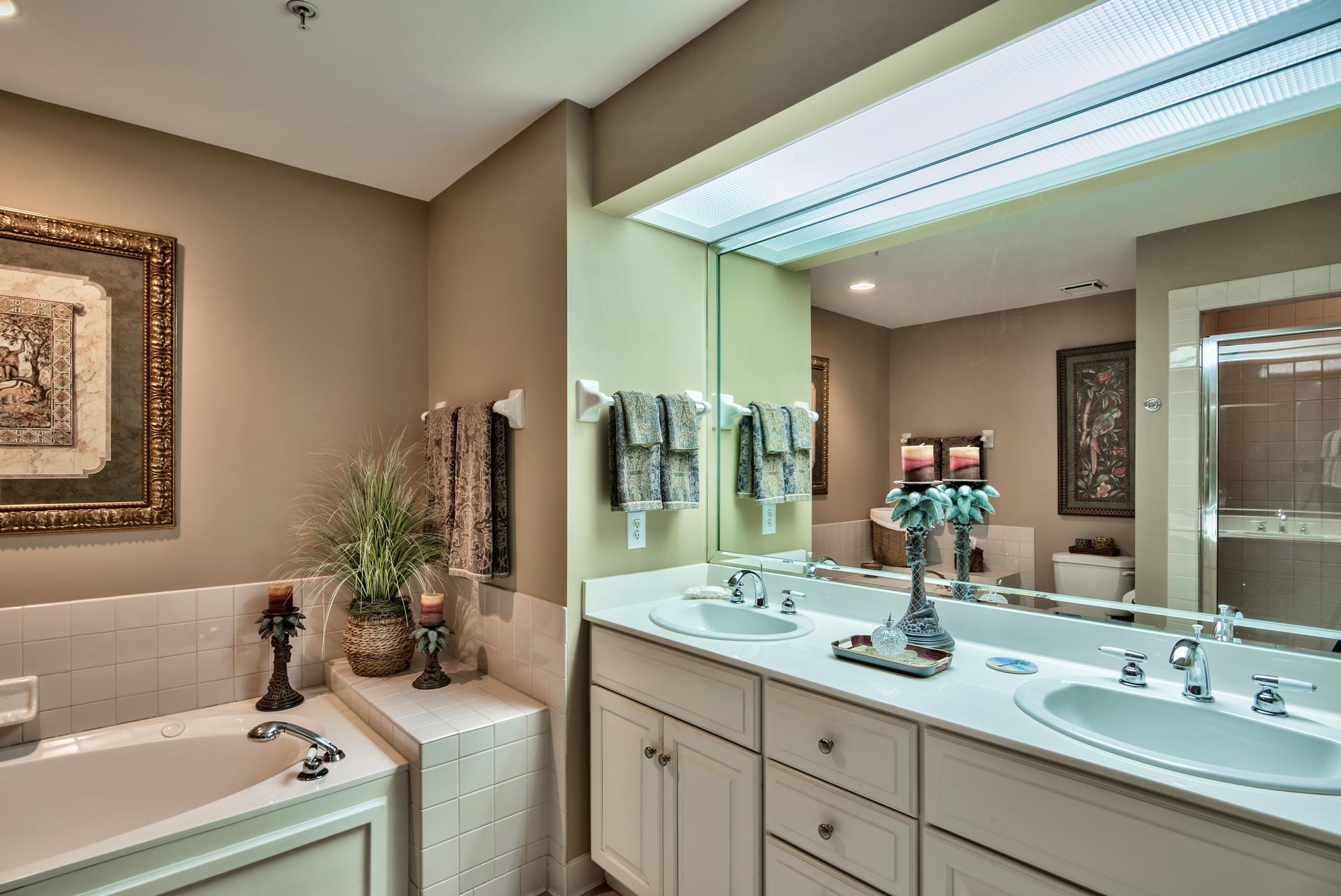 SOUTHWINDS III - Residential