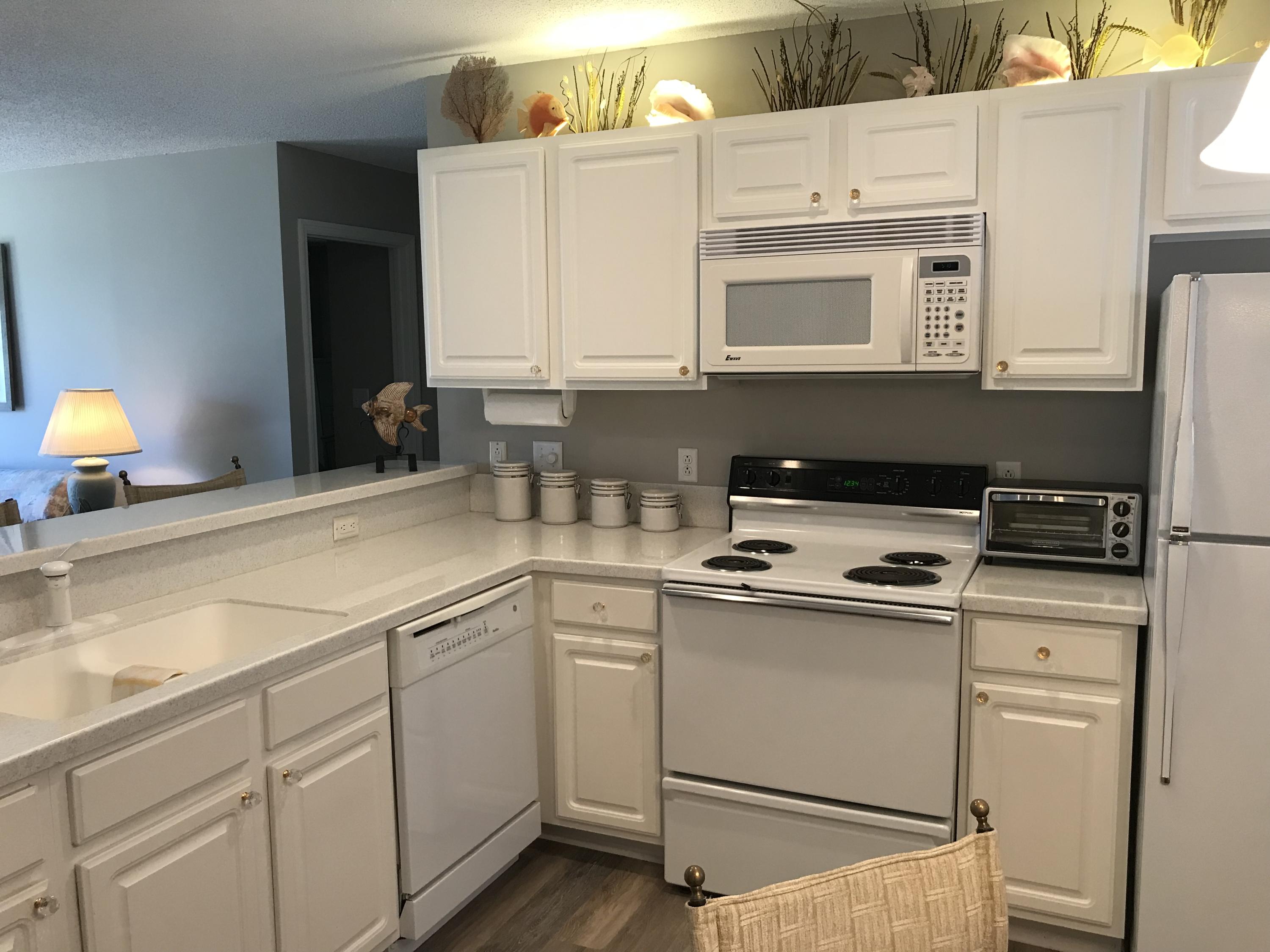 CRYSTAL VILLAGE CONDO PH 2 - Residential