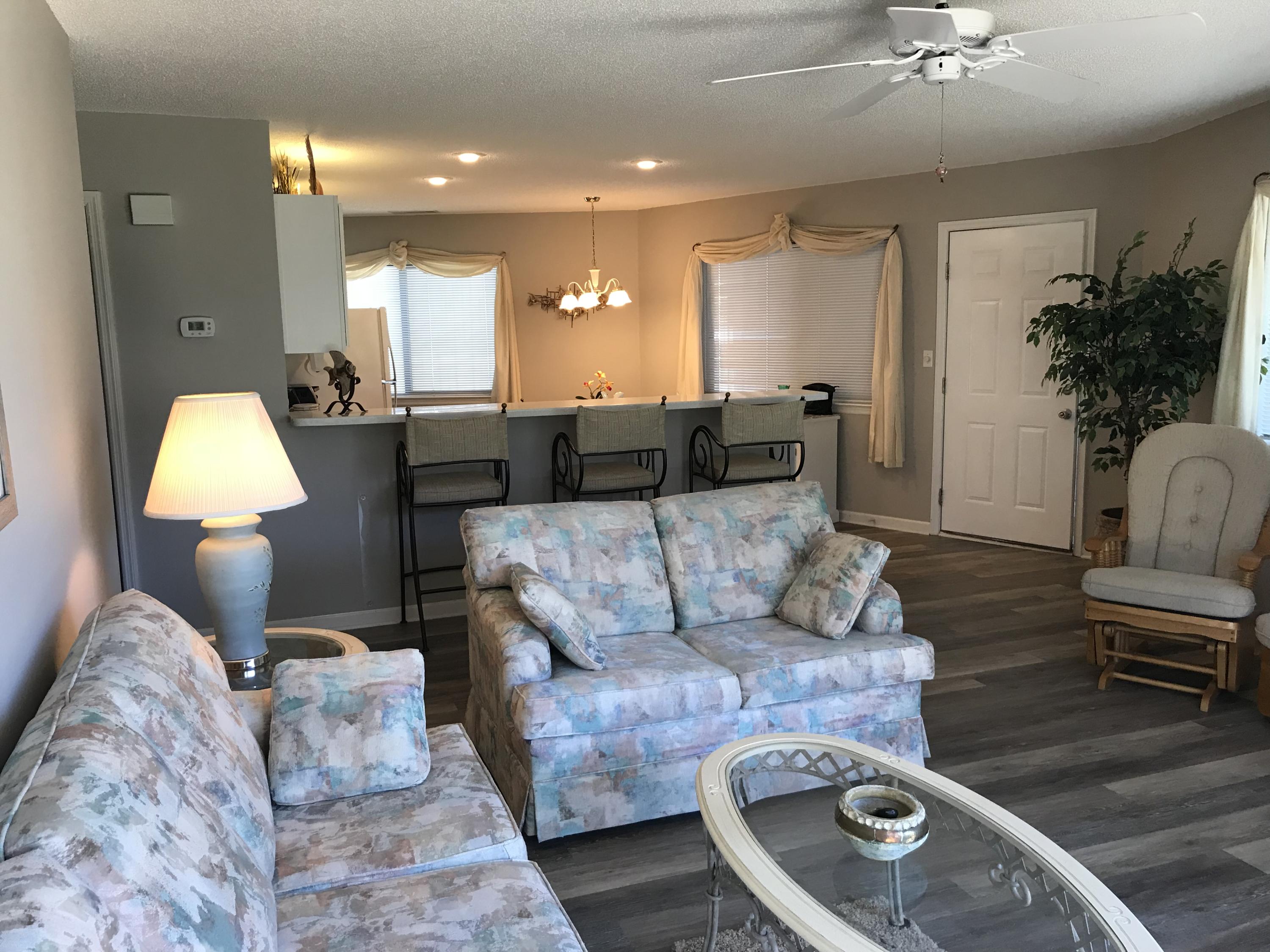 CRYSTAL VILLAGE CONDO PH 2 - Residential