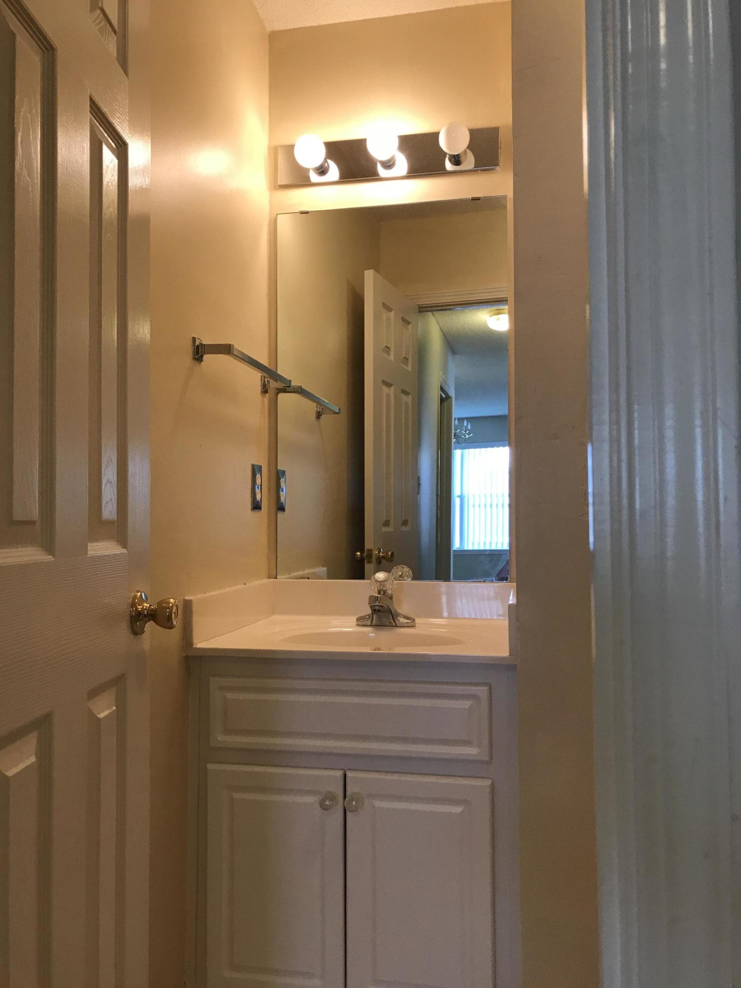 HARBOR BREEZE - Residential Lease