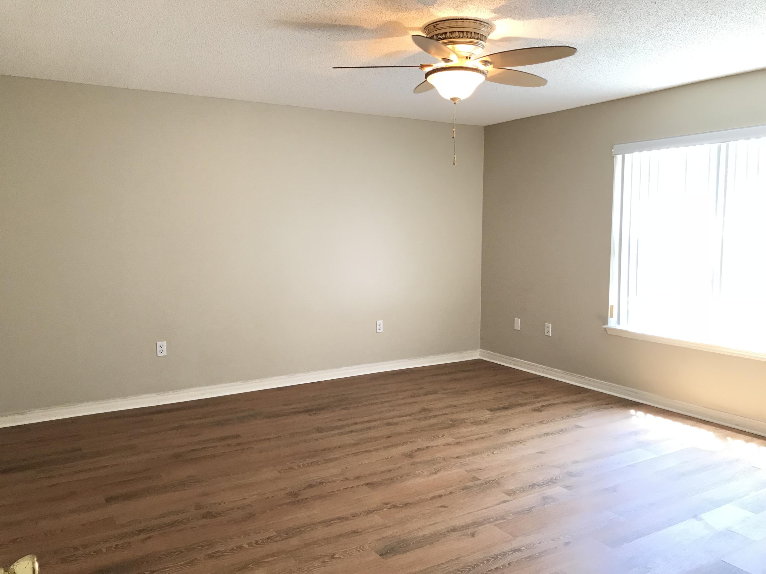 HARBOR BREEZE - Residential Lease